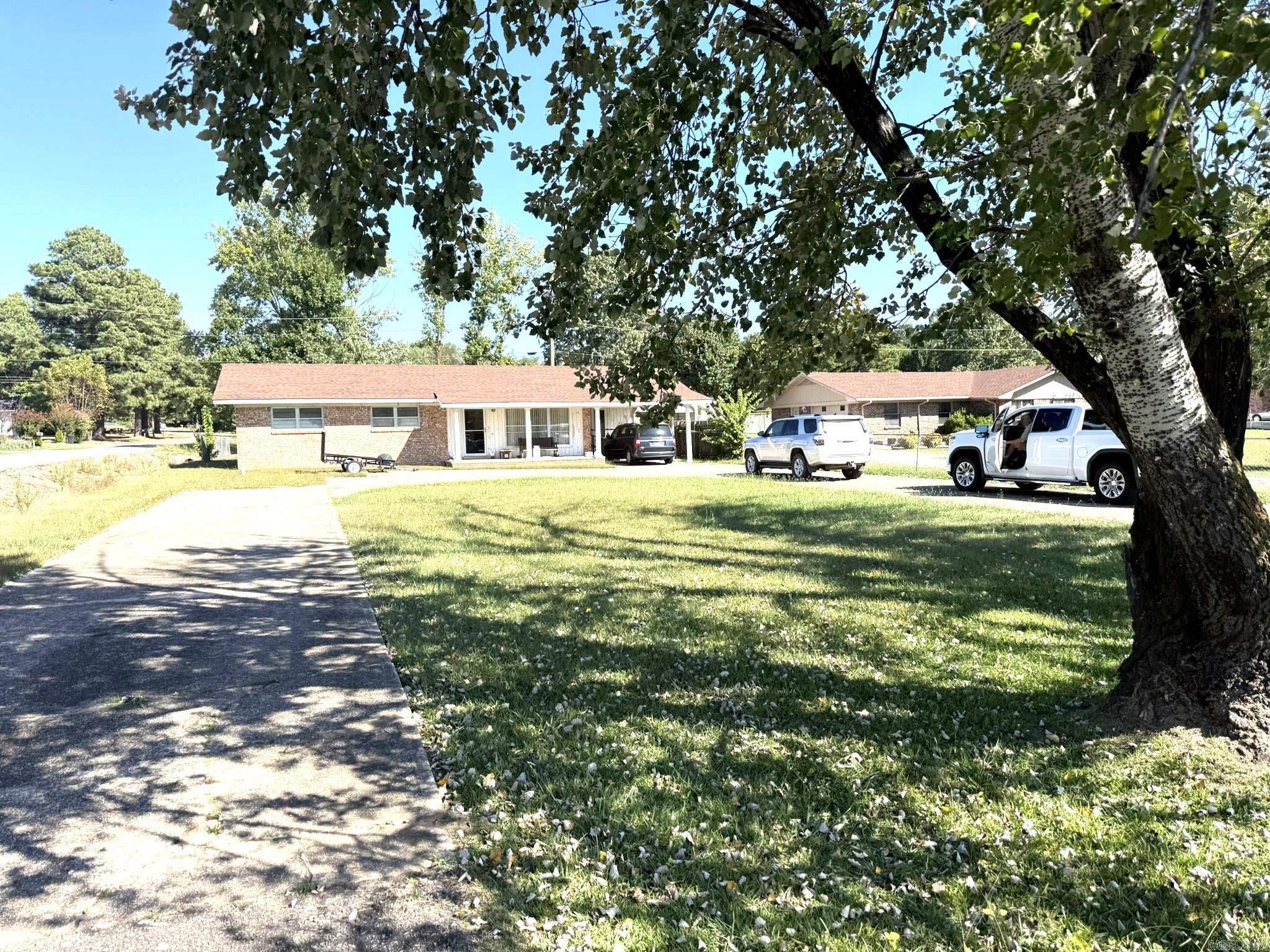 1602 E Main Street — photo