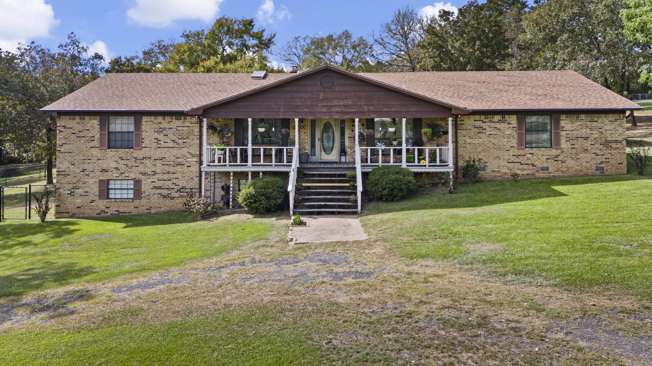 143 Ridgeview Lane — photo