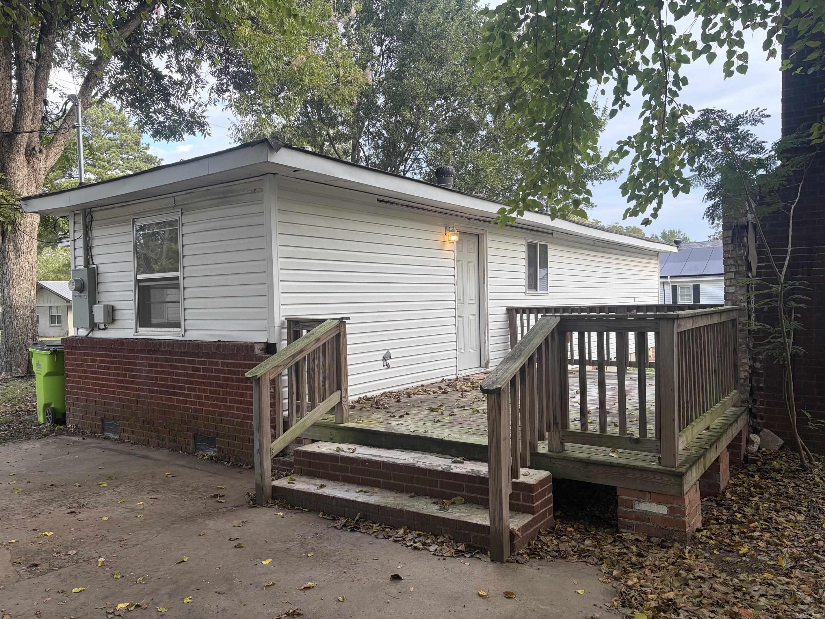 204 E College Street, Beebe, AR 72012 — photo 2