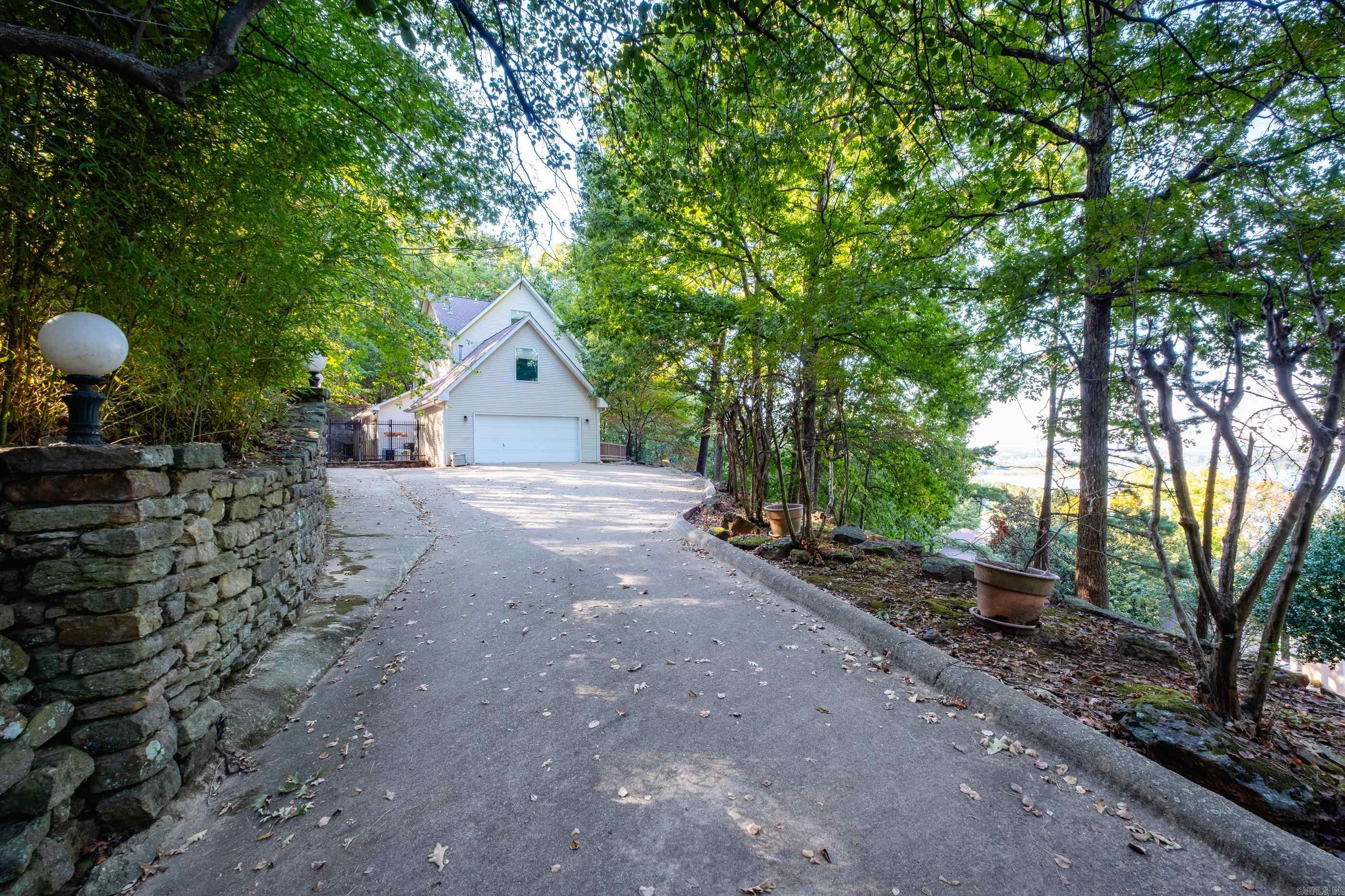 281 River Ridge Point — photo