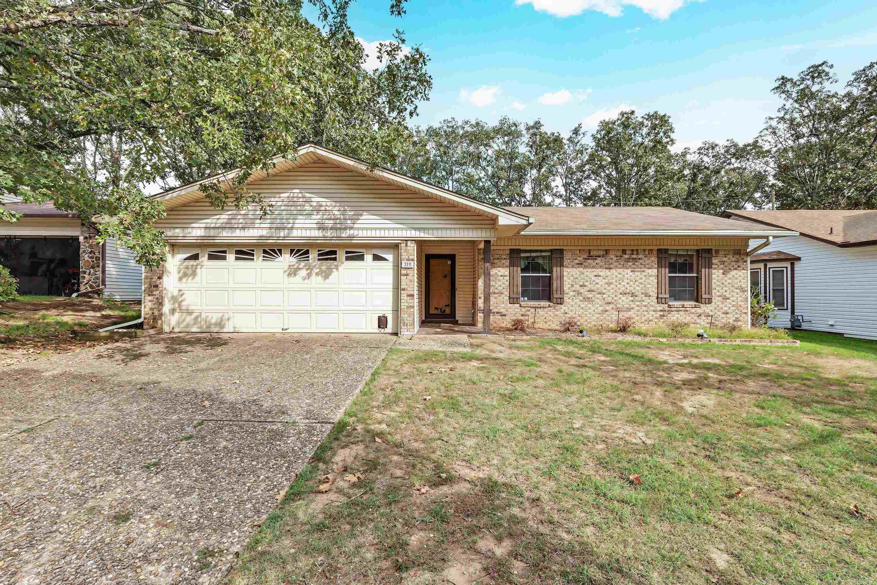 320 Corkwood Drive — photo