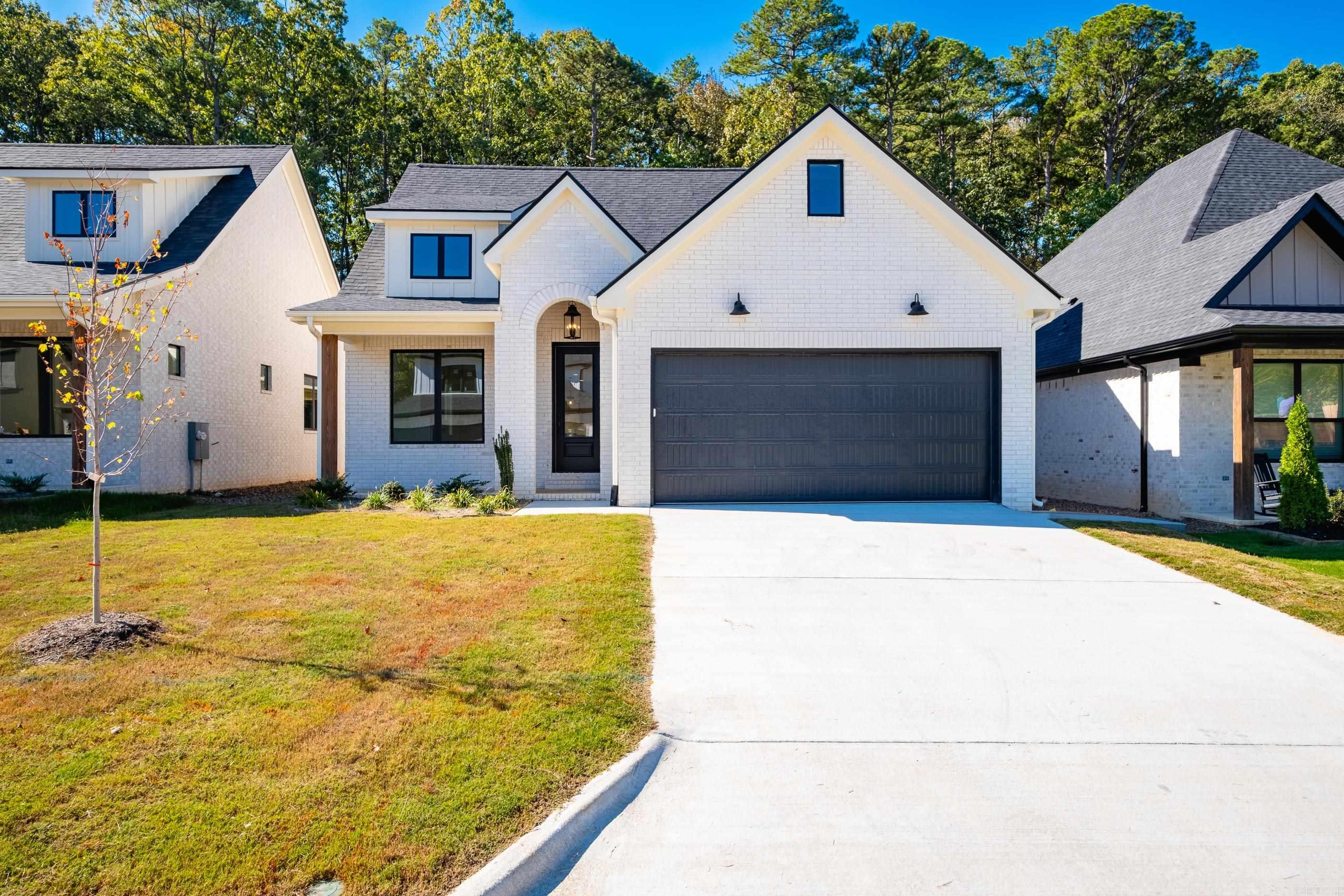 137 Kinley Loop — photo