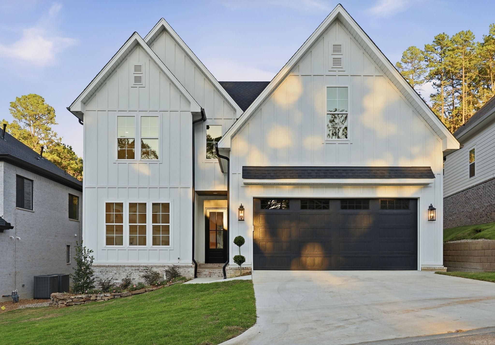 131 Calion Court — photo