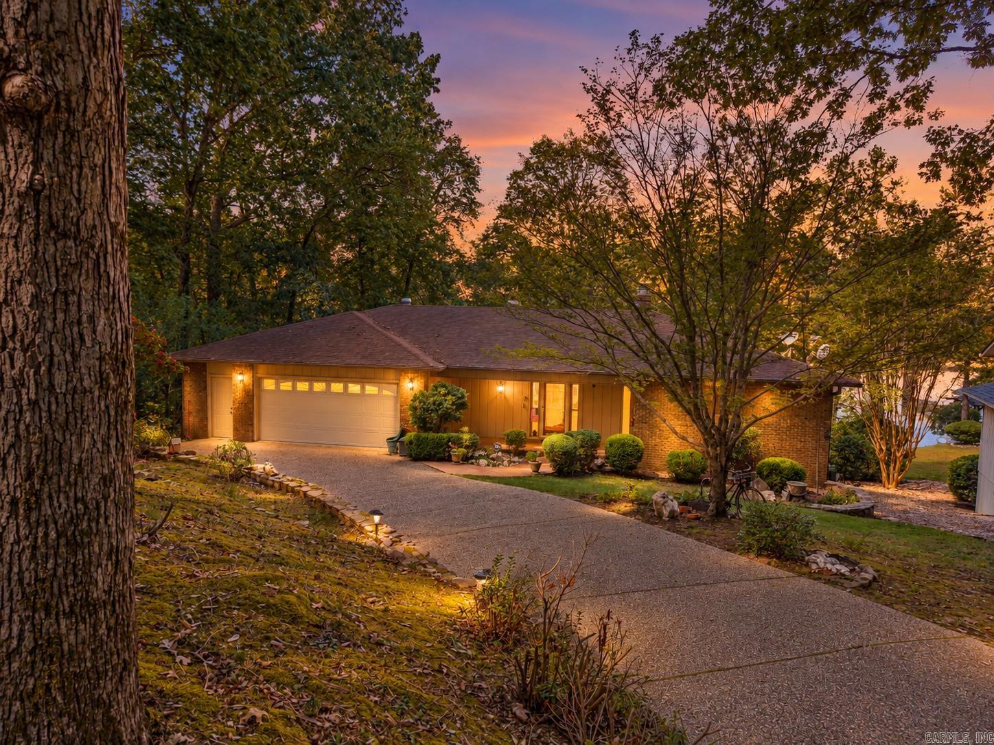 18 Rubi Circle — photo