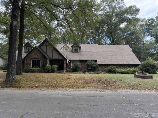 9 Fernwood Drive — photo