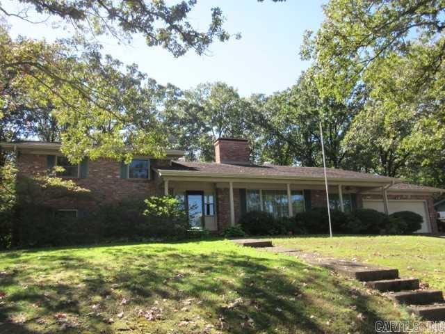 3413 Lakeshore — photo