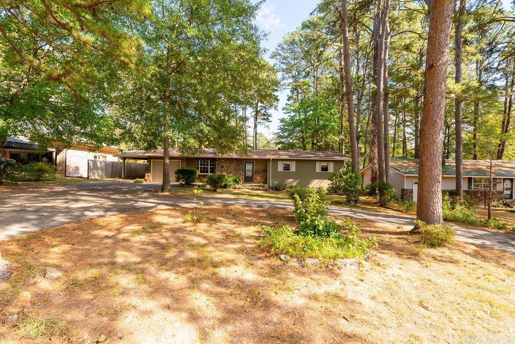 2409 Pinewood Drive — photo