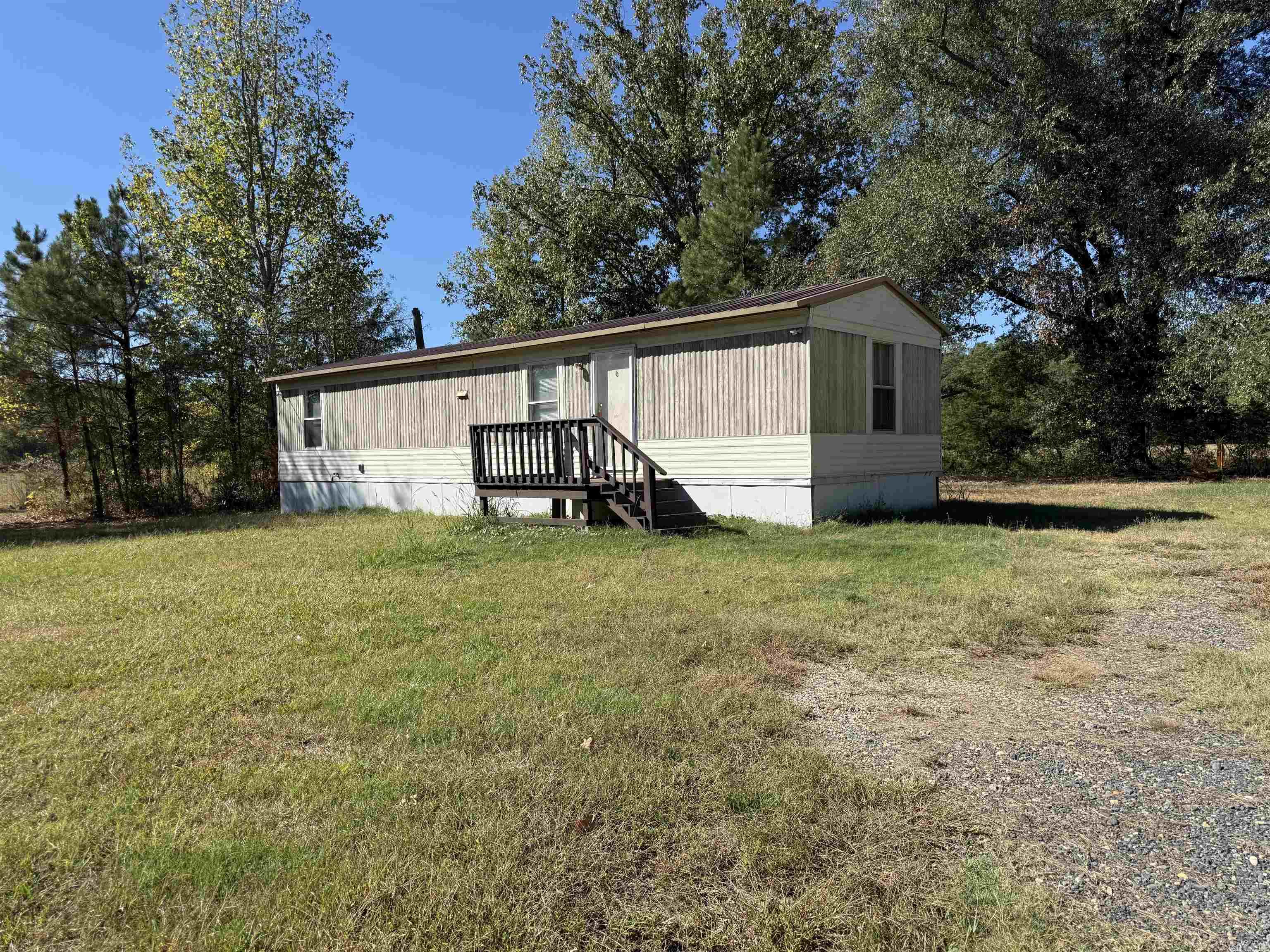 3561 N Hwy 167 — photo