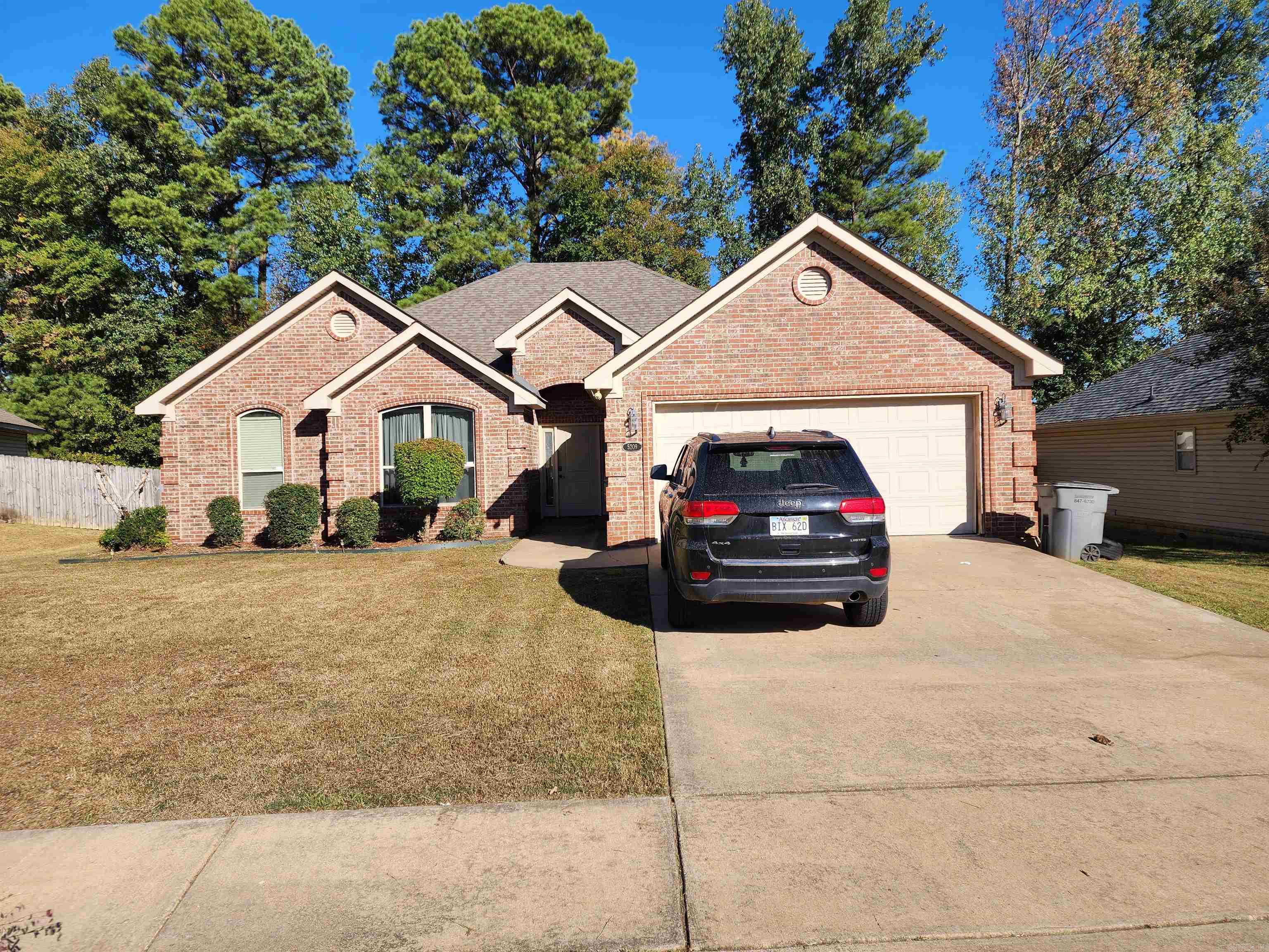 5209 Natalie Drive — photo