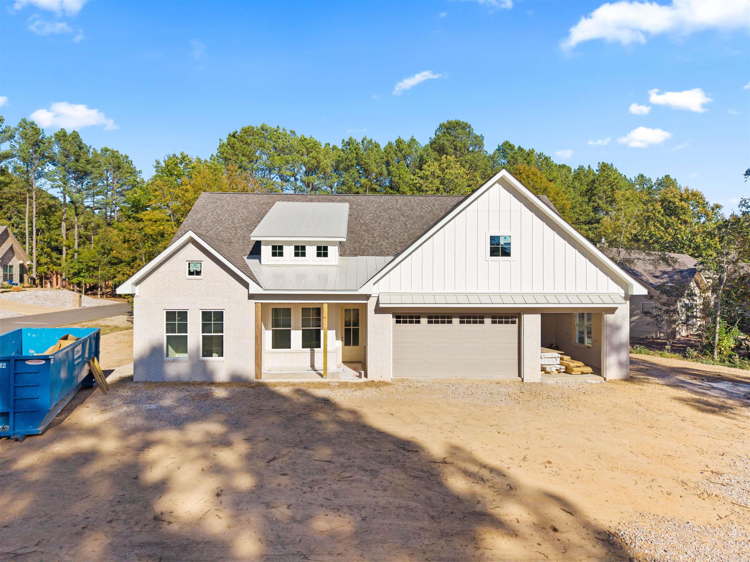 100 Panorama Drive — photo