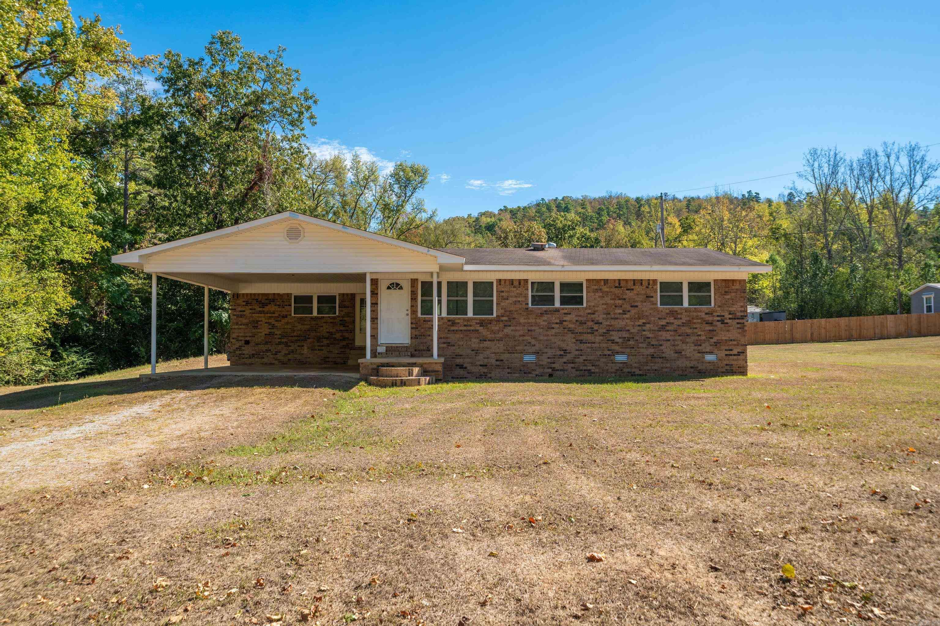 2480 Mountain Pine Road — photo