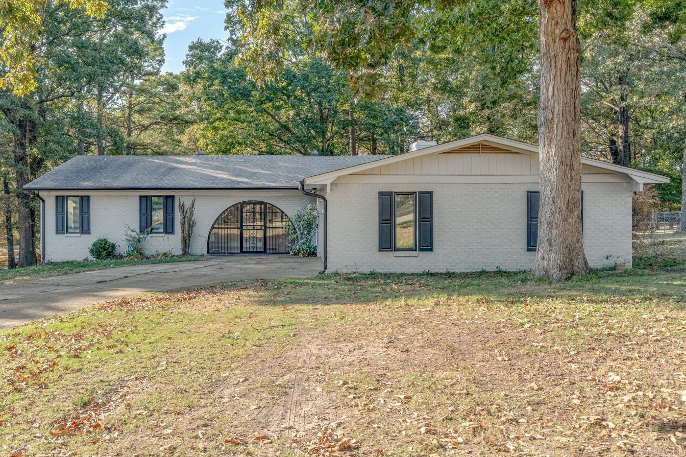 1715 High Ridge Lane — photo