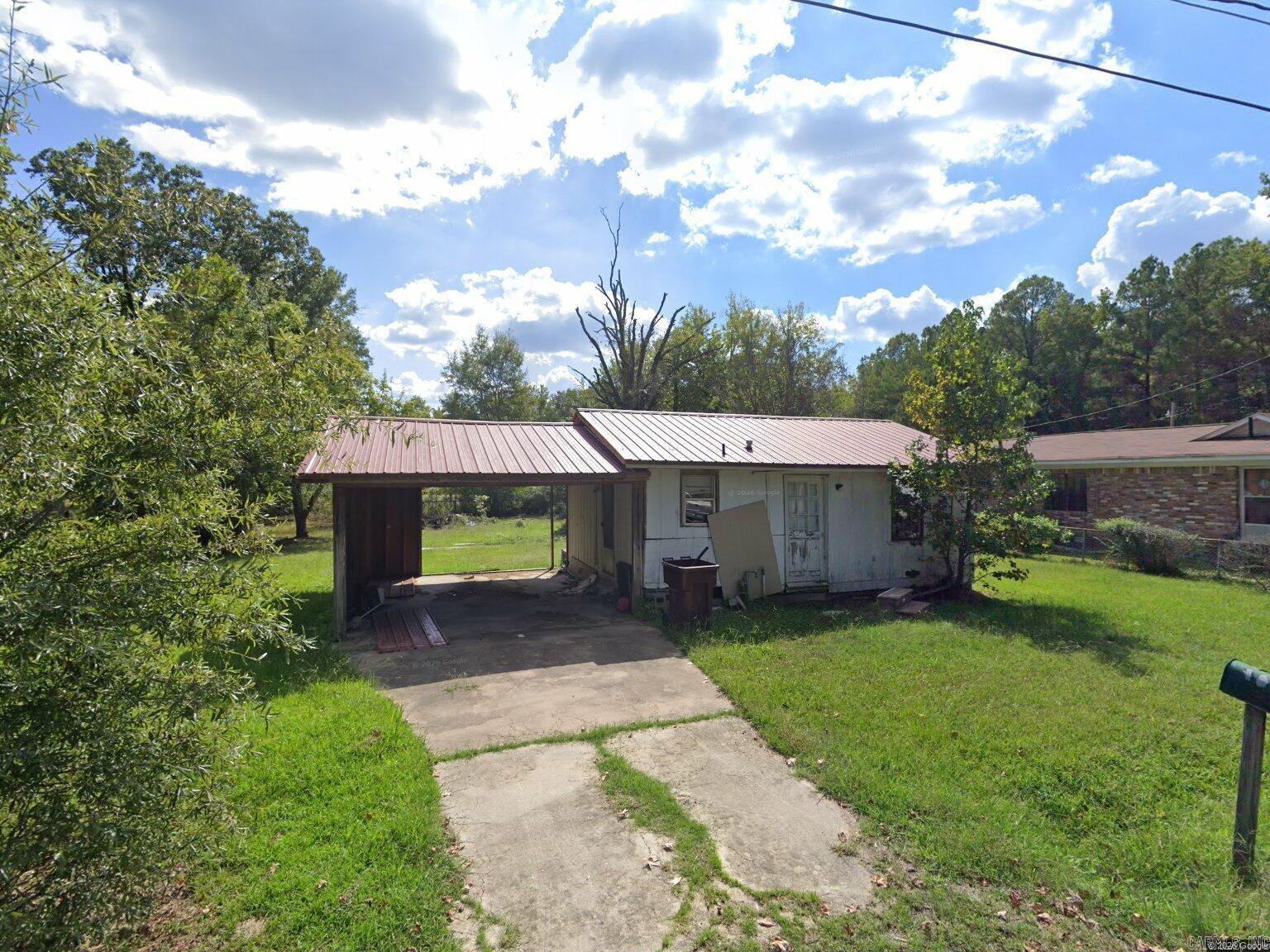 4416 W Burnett Street — photo