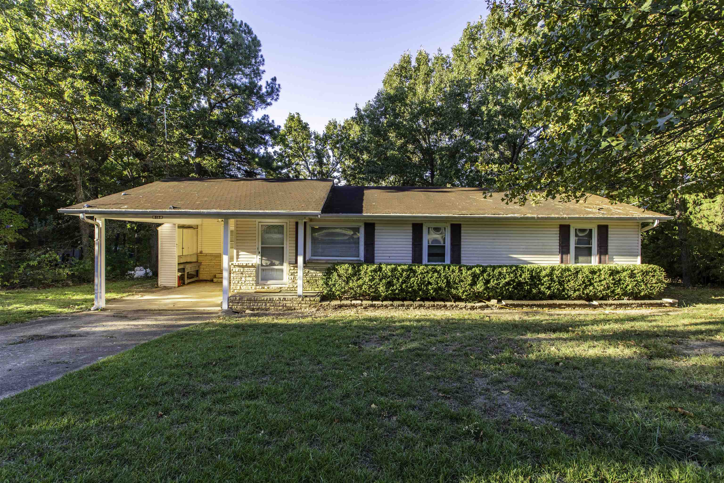 517 W Tri Lakes Drive — photo