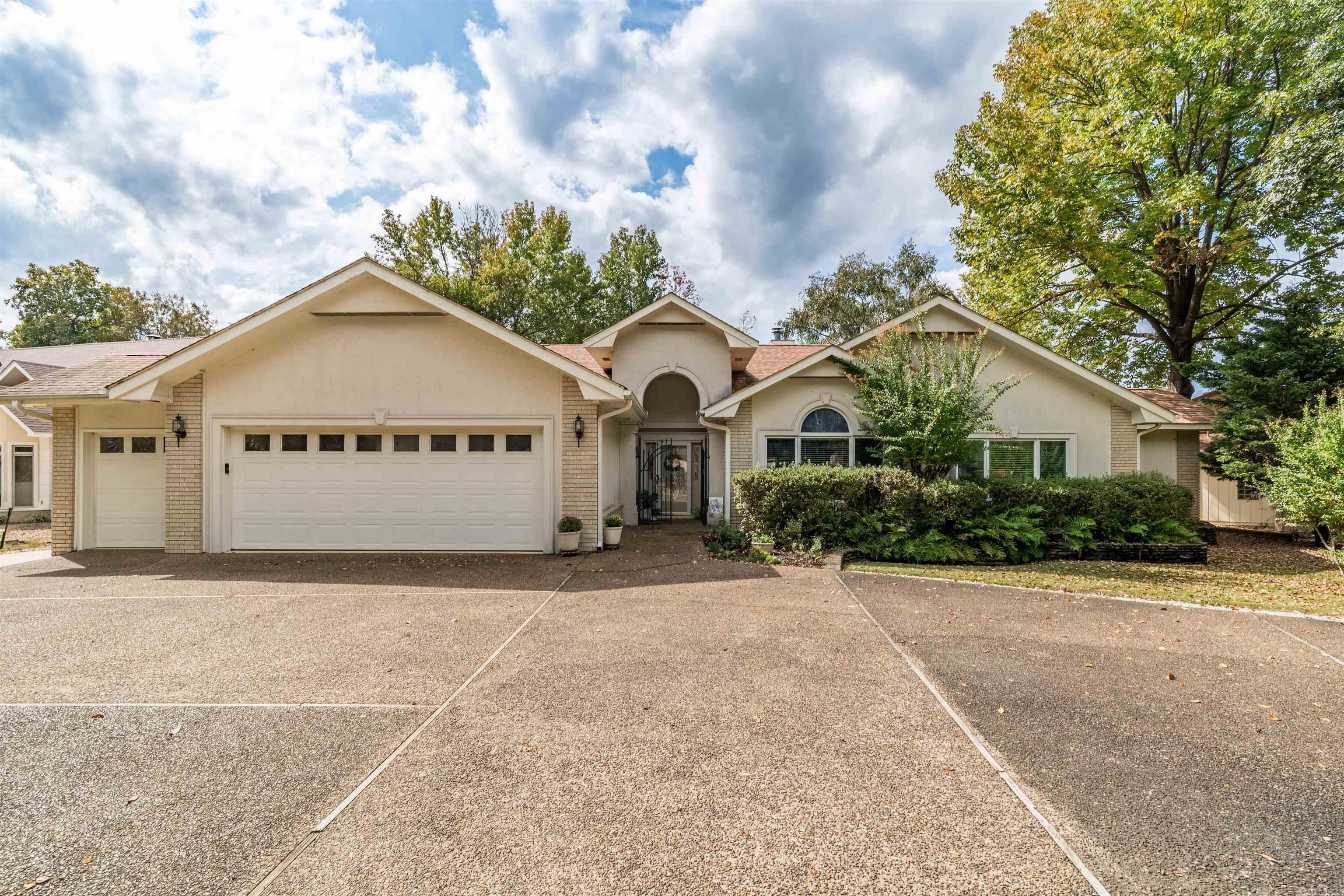 48 Sanchez Way — photo