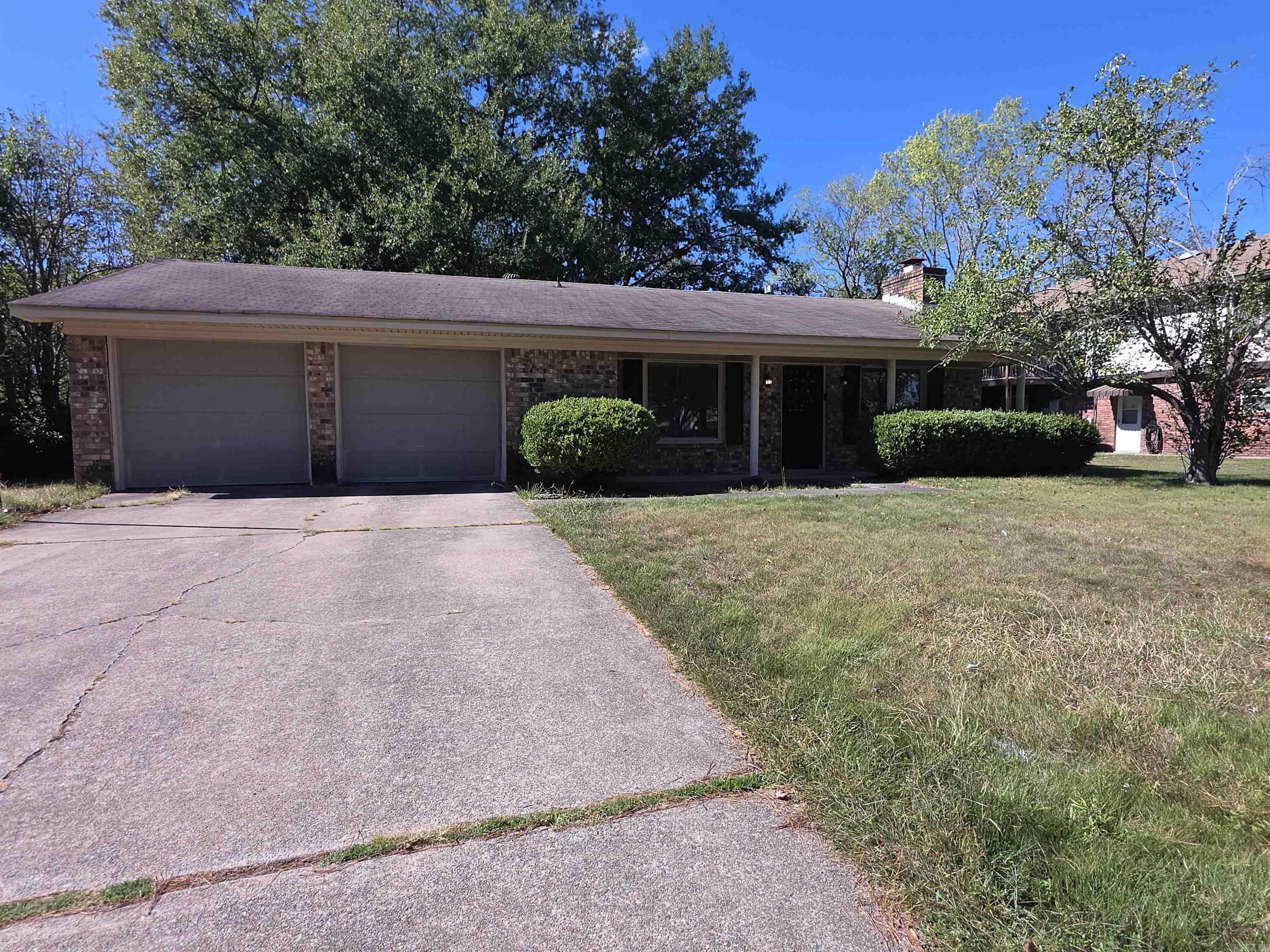 10608 Lionel Drive — photo