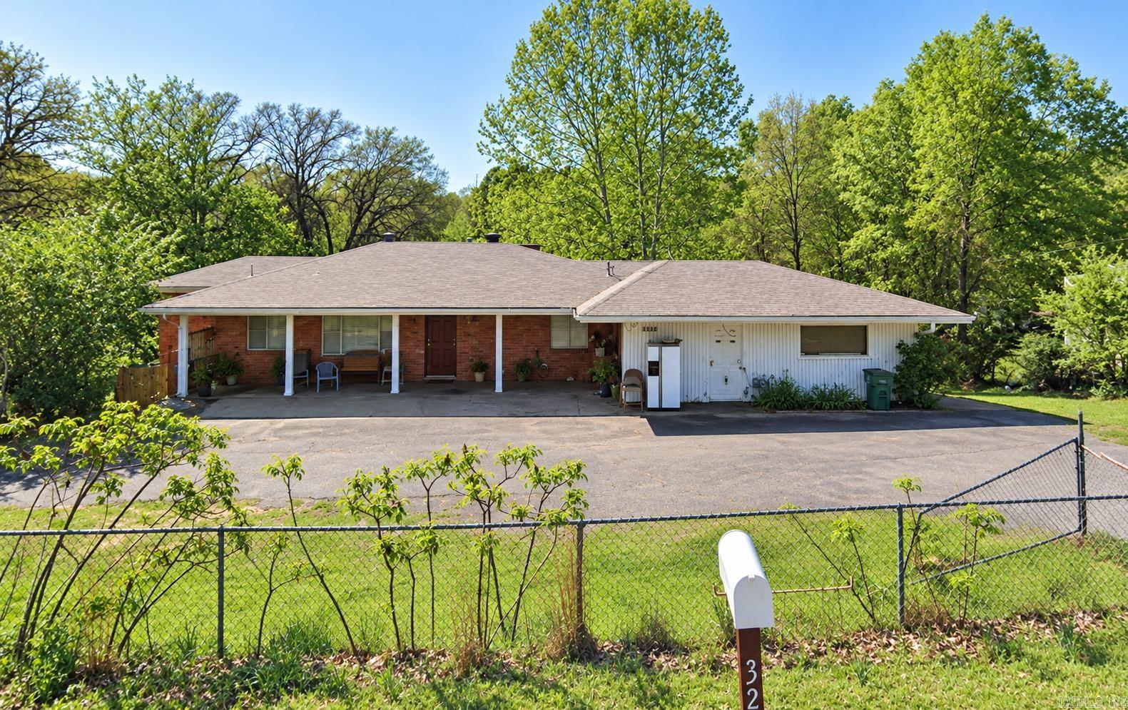 3210 Willow Springs Road — photo