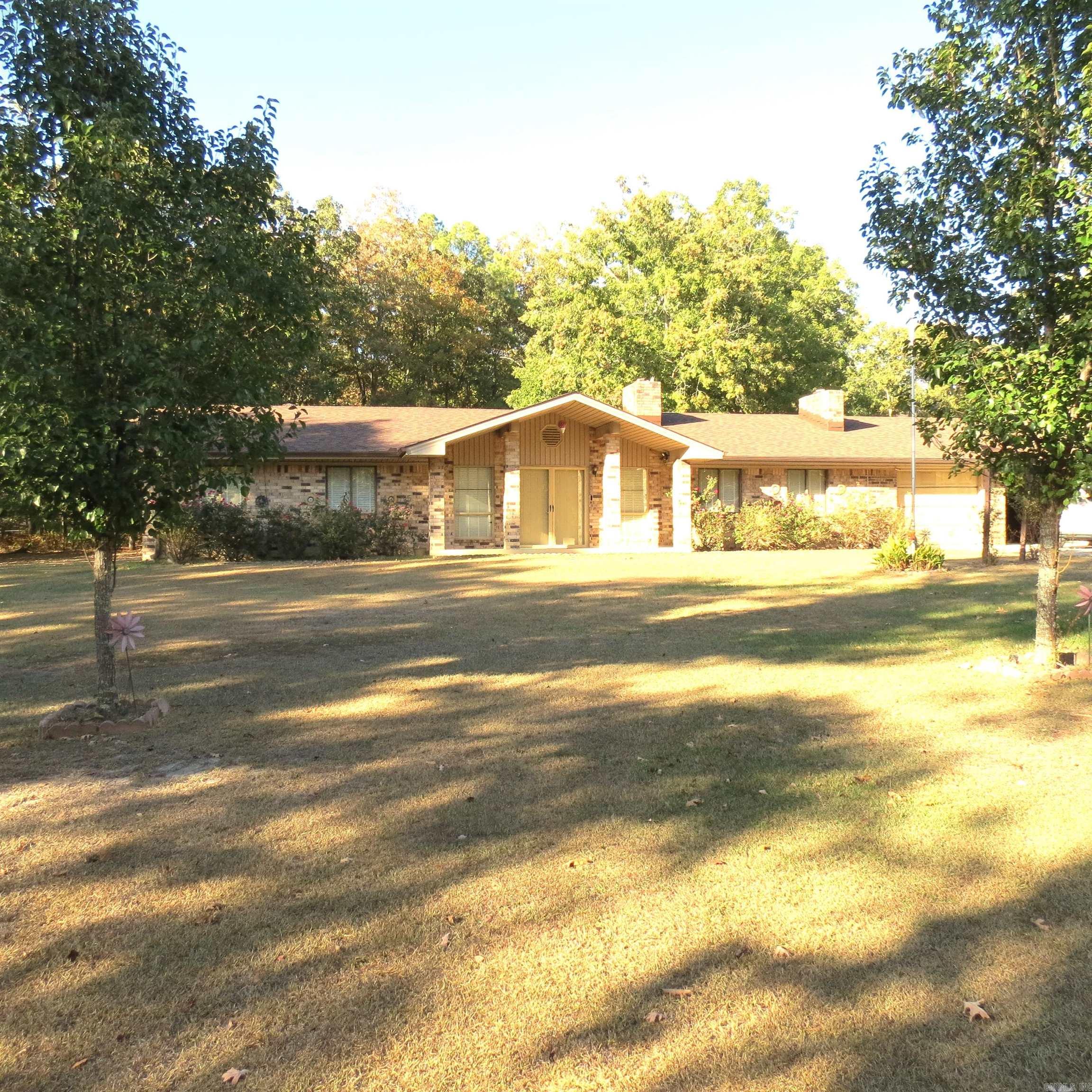 9827 Dyson Road — photo