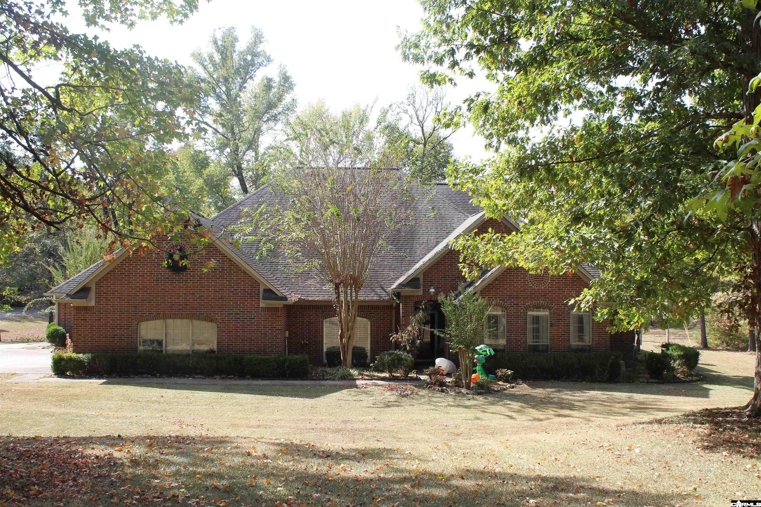 18 Dogwood Circle — photo