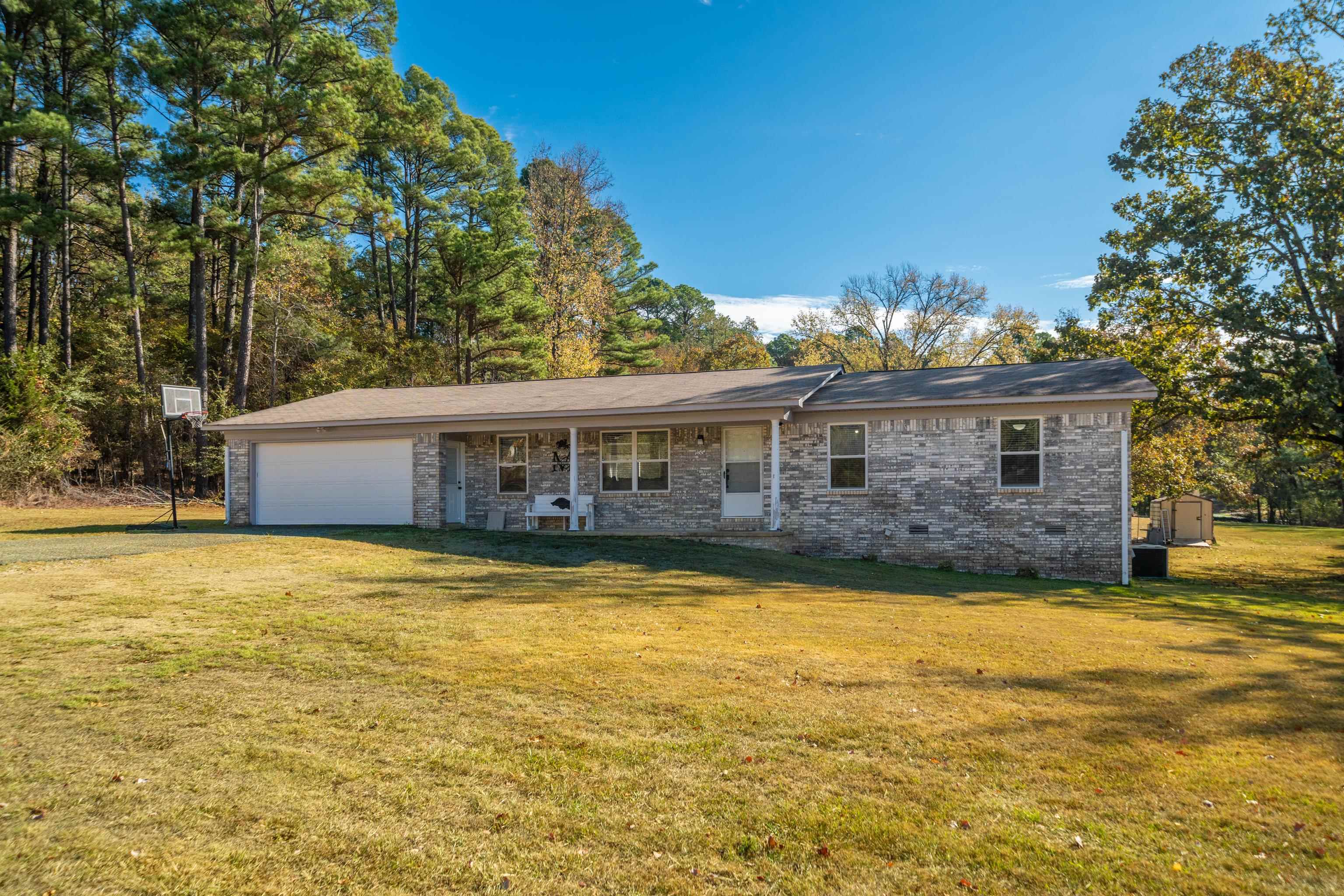 155 Carpenter Court — photo