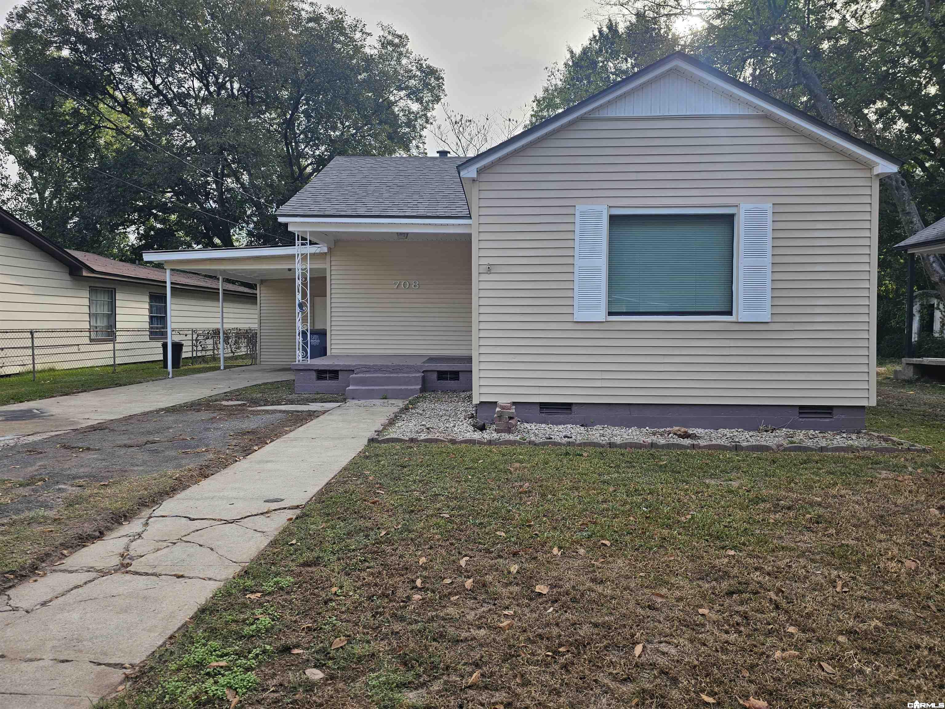 708 Blossom Street — photo