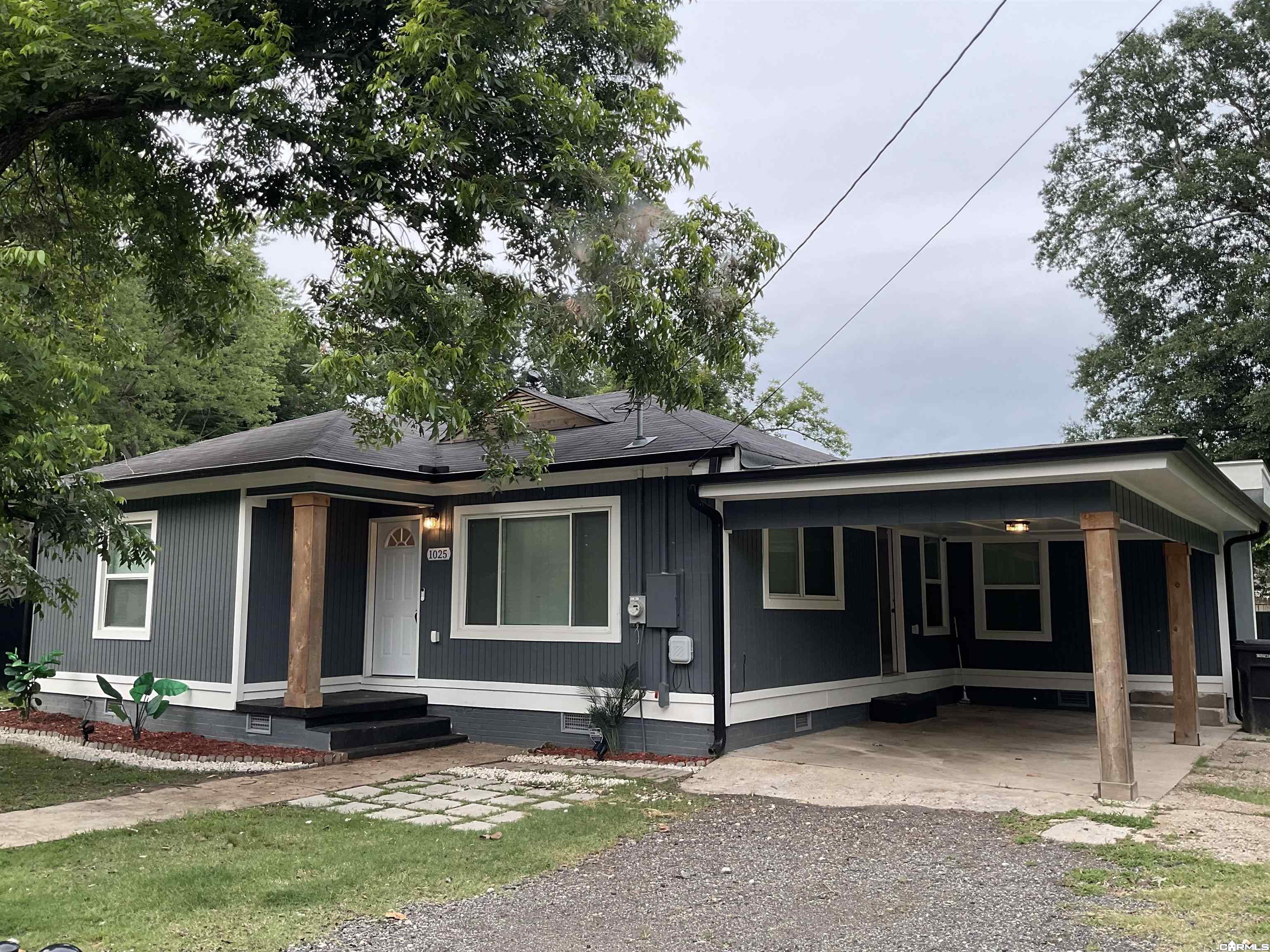 1025 Edwards Street — photo