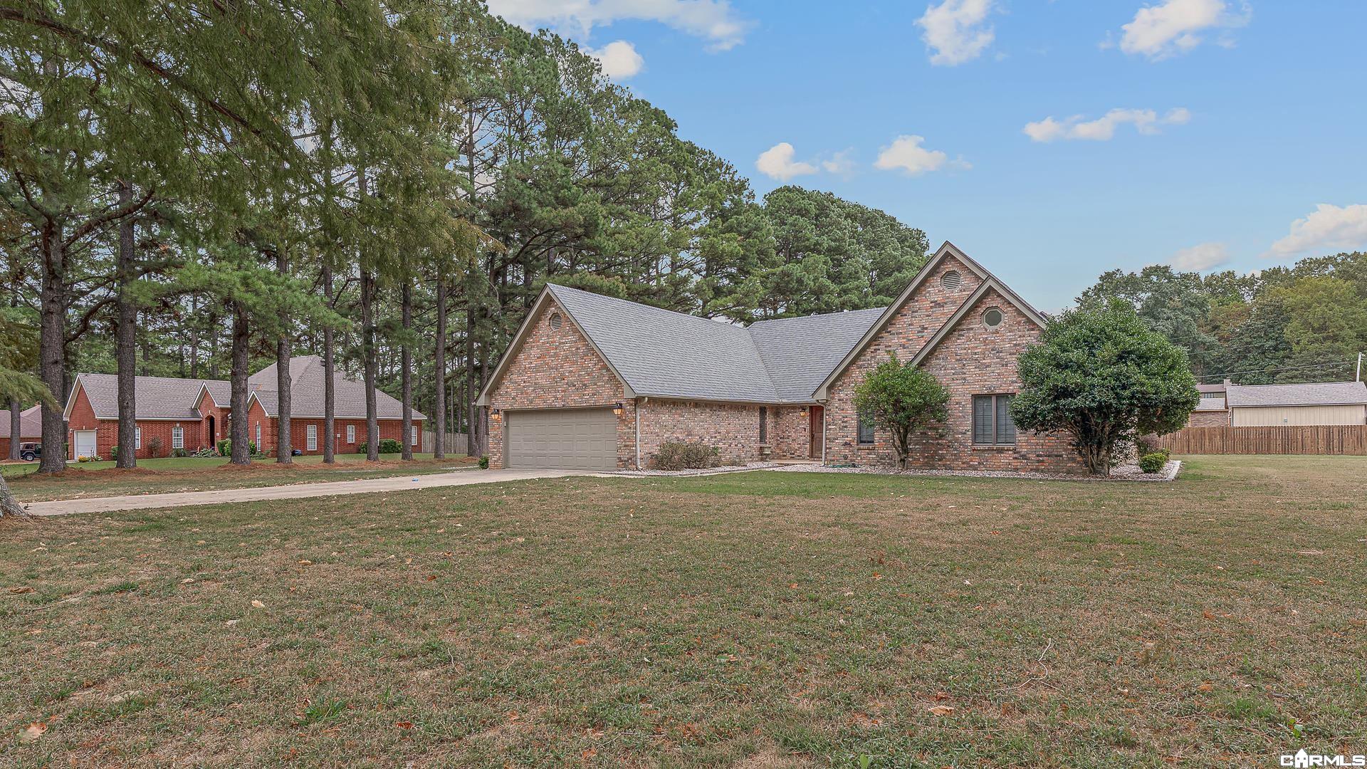 4119 Hickory Circle — photo