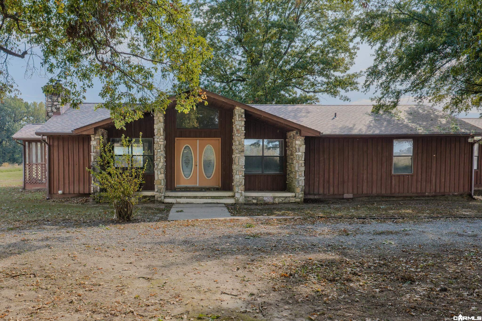 606 County Road 118 — photo