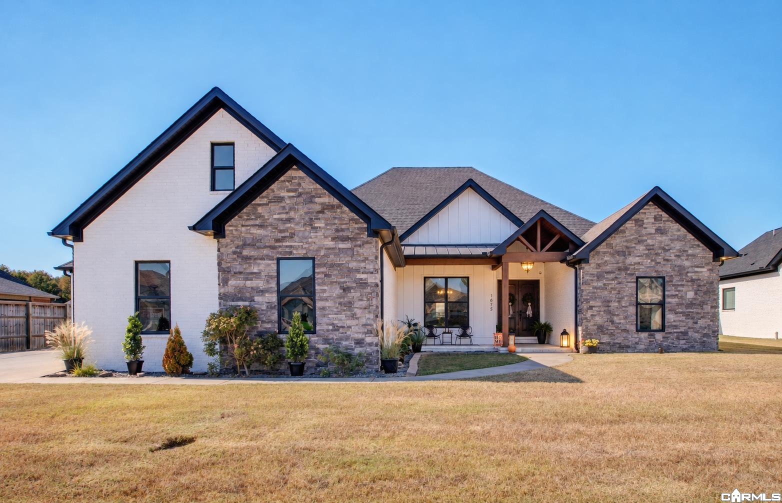 1675 Briley Drive — photo