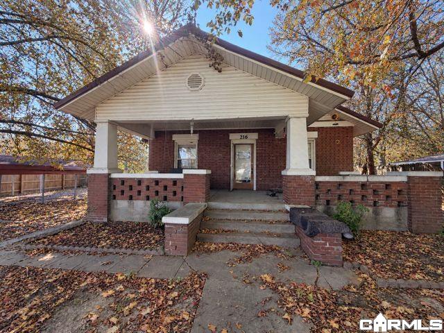 216 S Dowell Avenue — photo