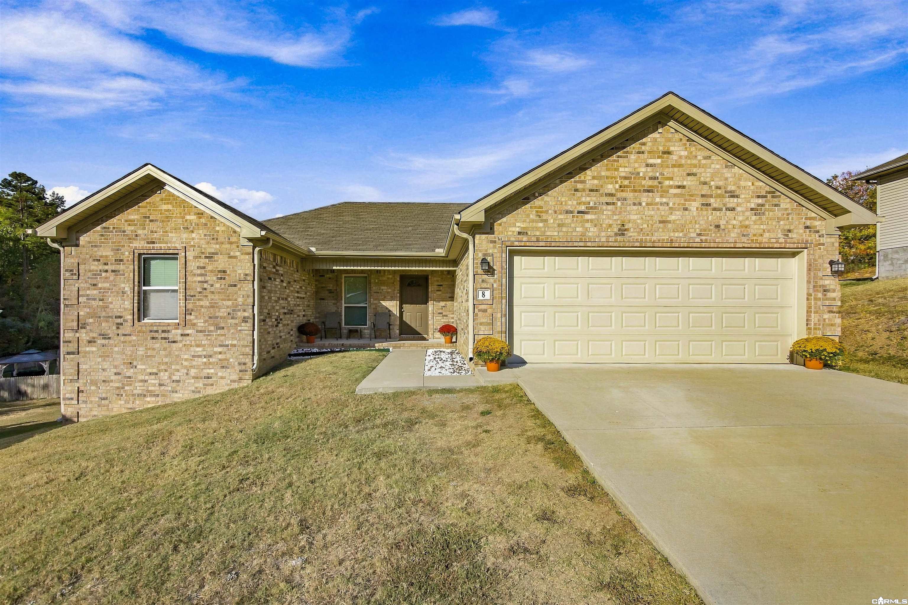 8 Erving Cove — photo
