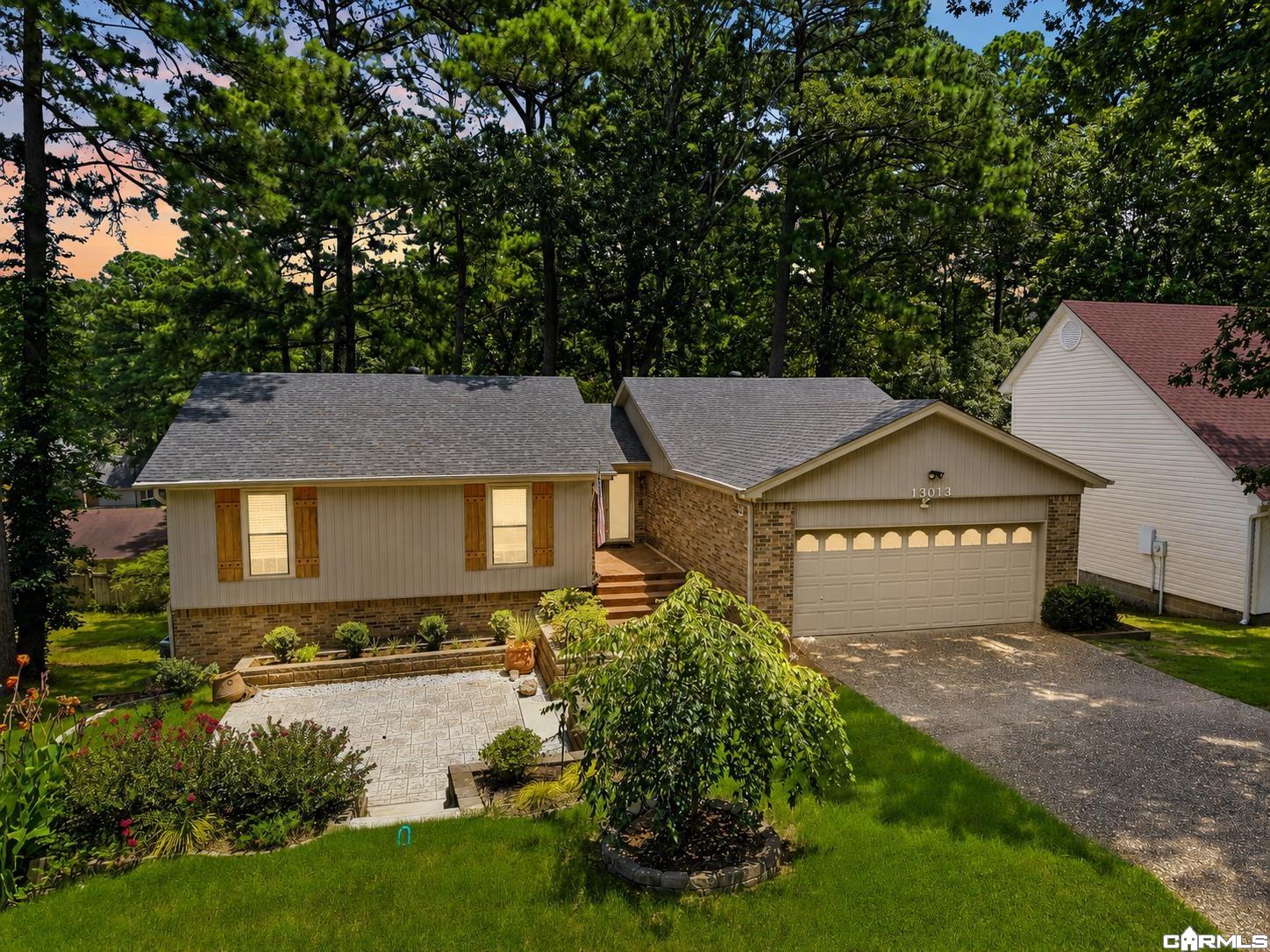 13013 Lemoncrest Lane — photo