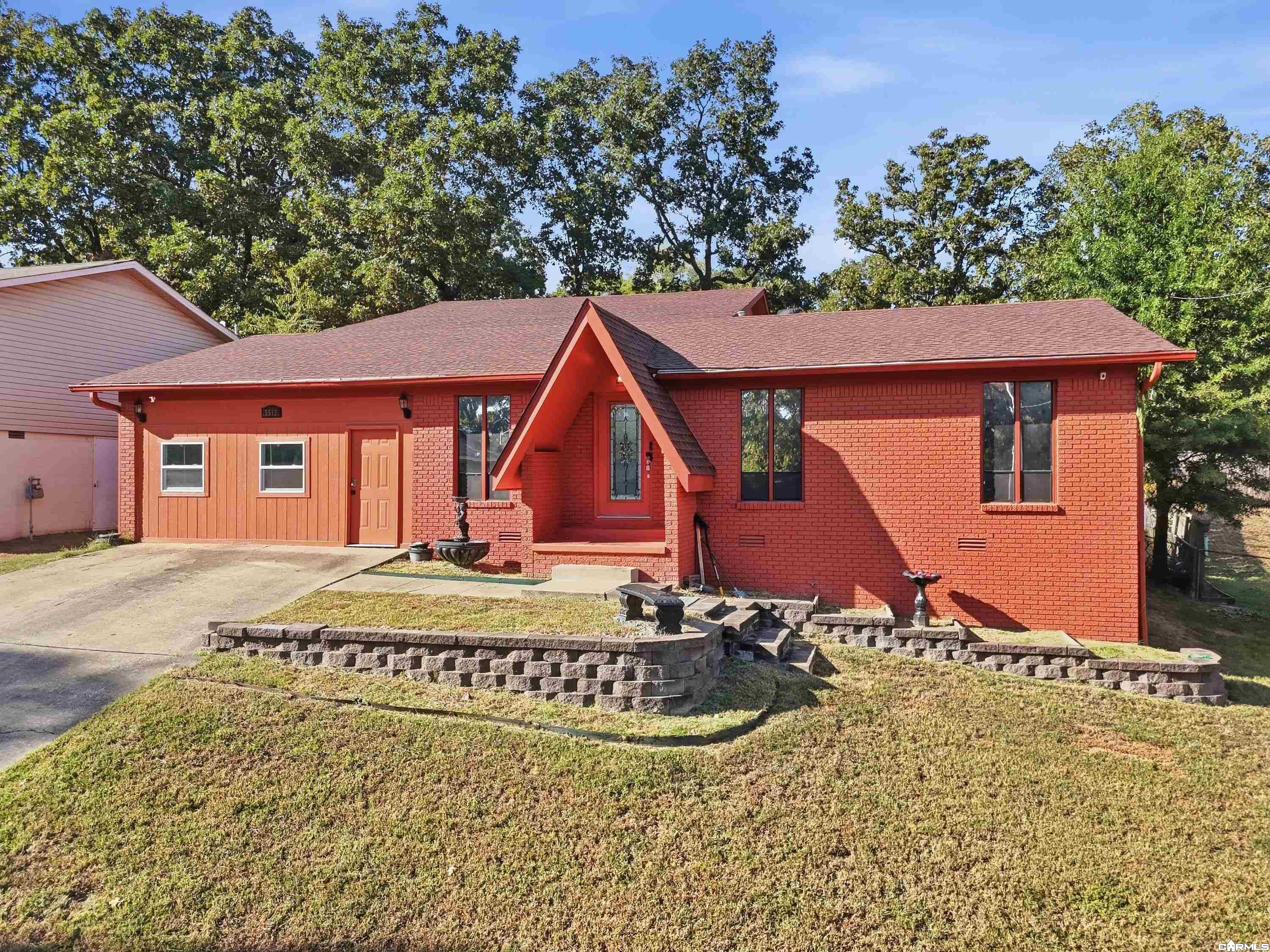 5512 Crescent Drive — photo