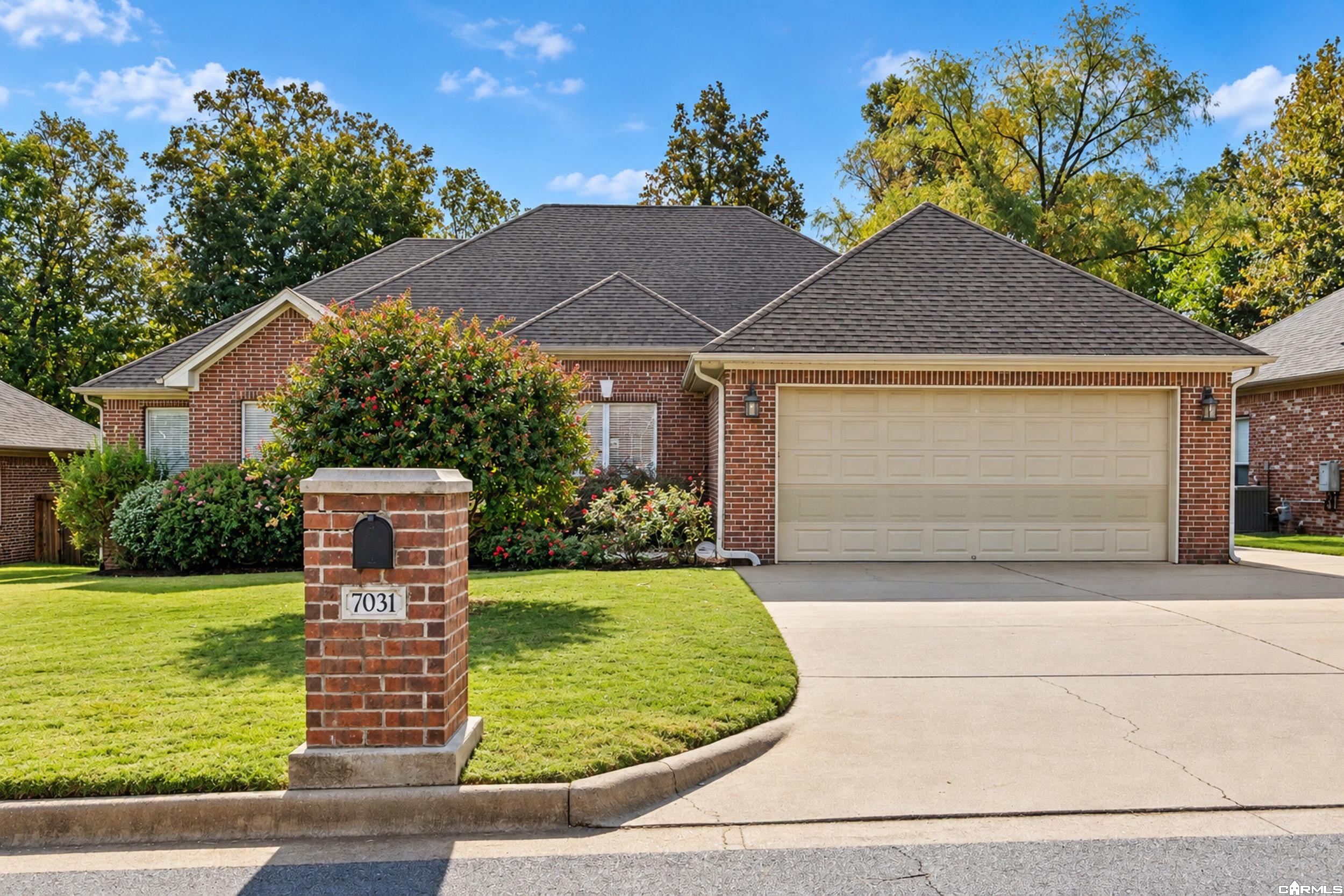 7031 E Ridge Drive — photo
