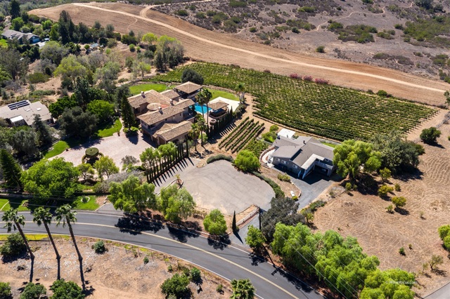4559 Sleeping Indian Rd, Fallbrook, CA 92028 — photo 2