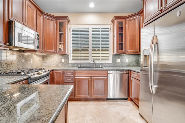 1711 Hornblend St C — photo