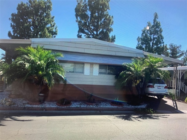 24001 Muirlands Blvd 3 — photo