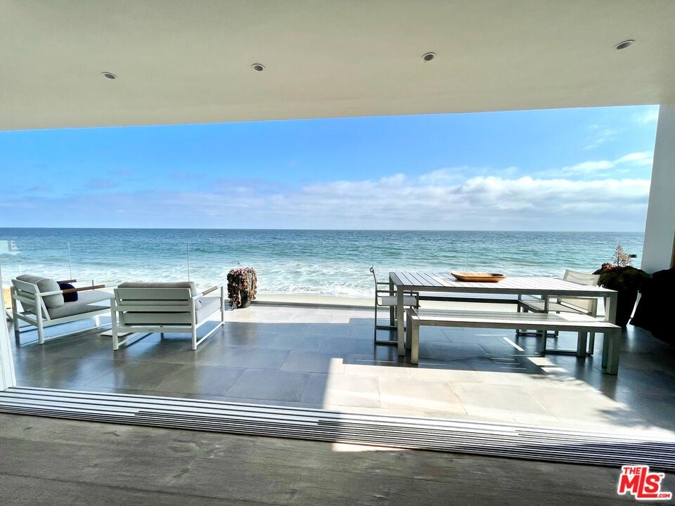 25366 Malibu Road 1 — photo