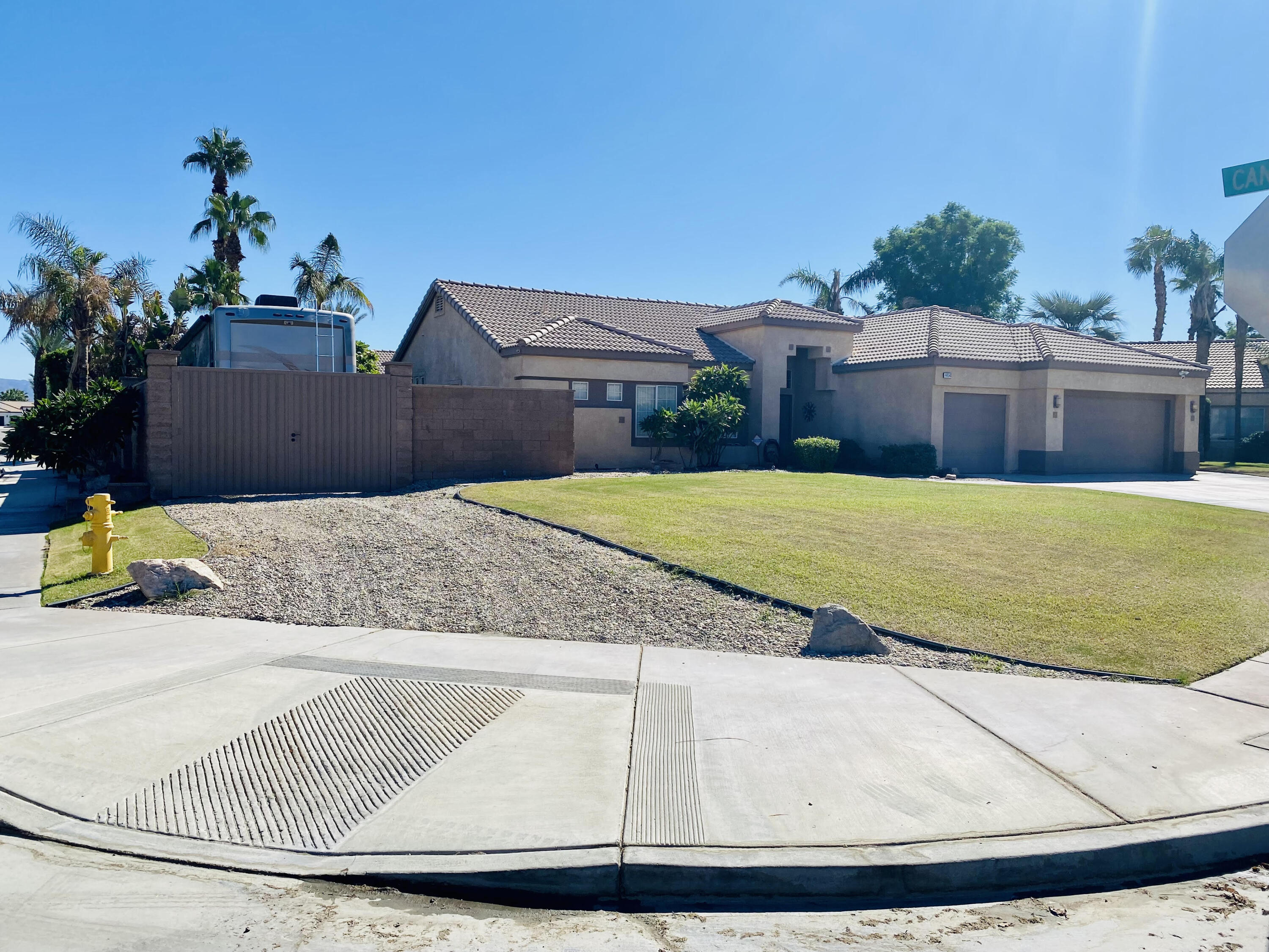 44540 Pala Cir — photo