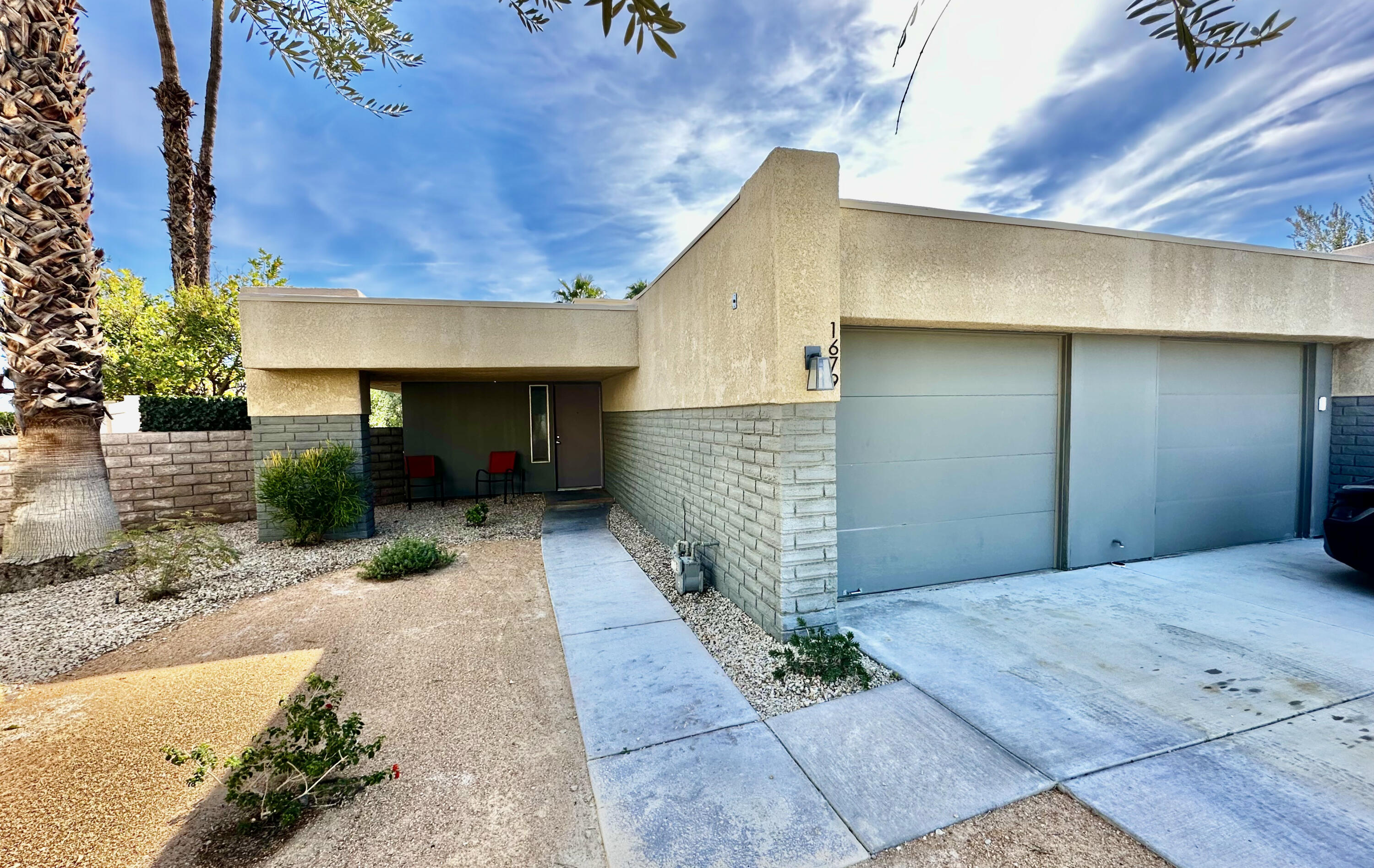 1679 Sunflower Ct — photo