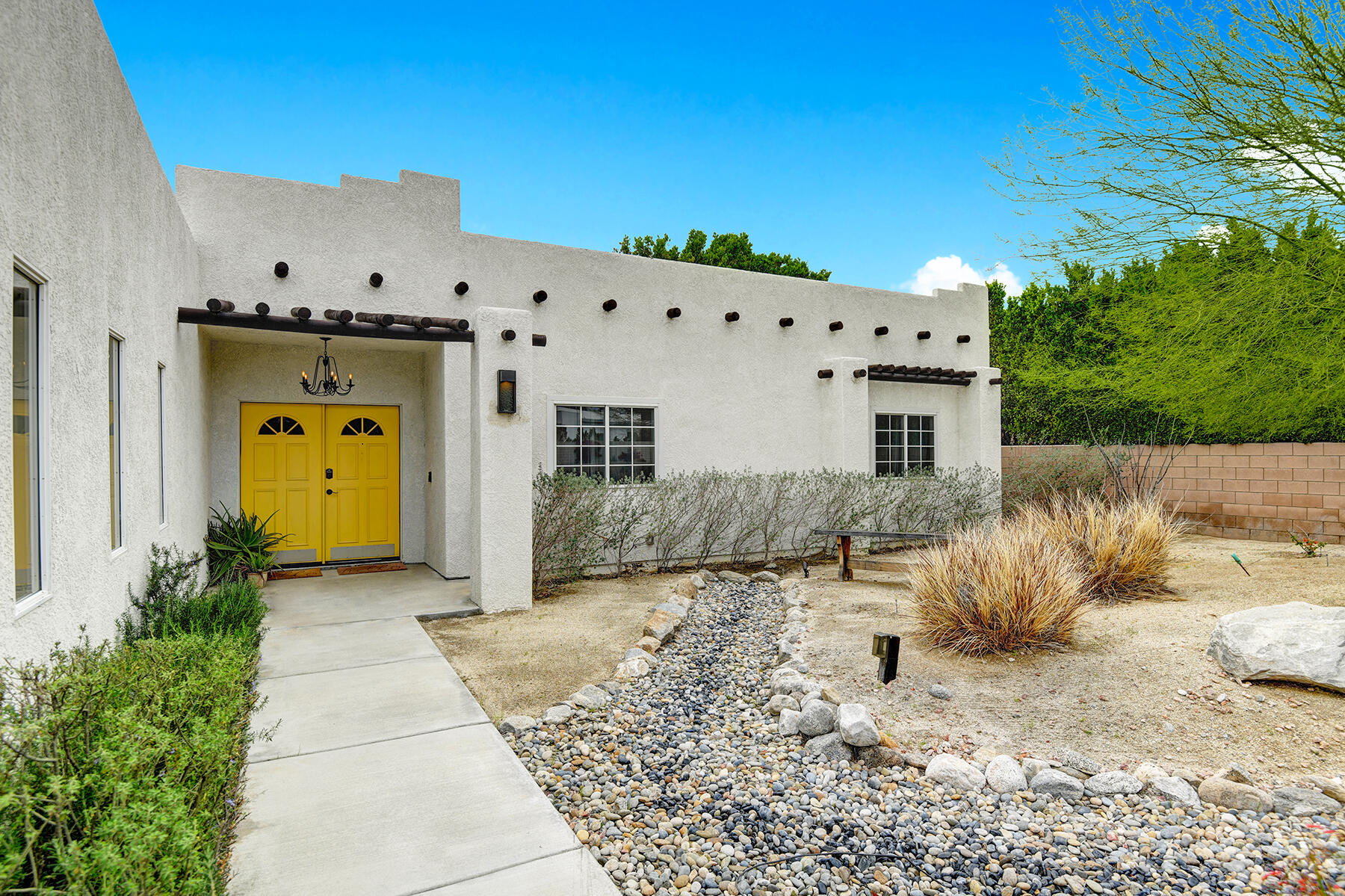 2005 E Racquet Club Rd, Palm Springs, CA 92262 — photo 3