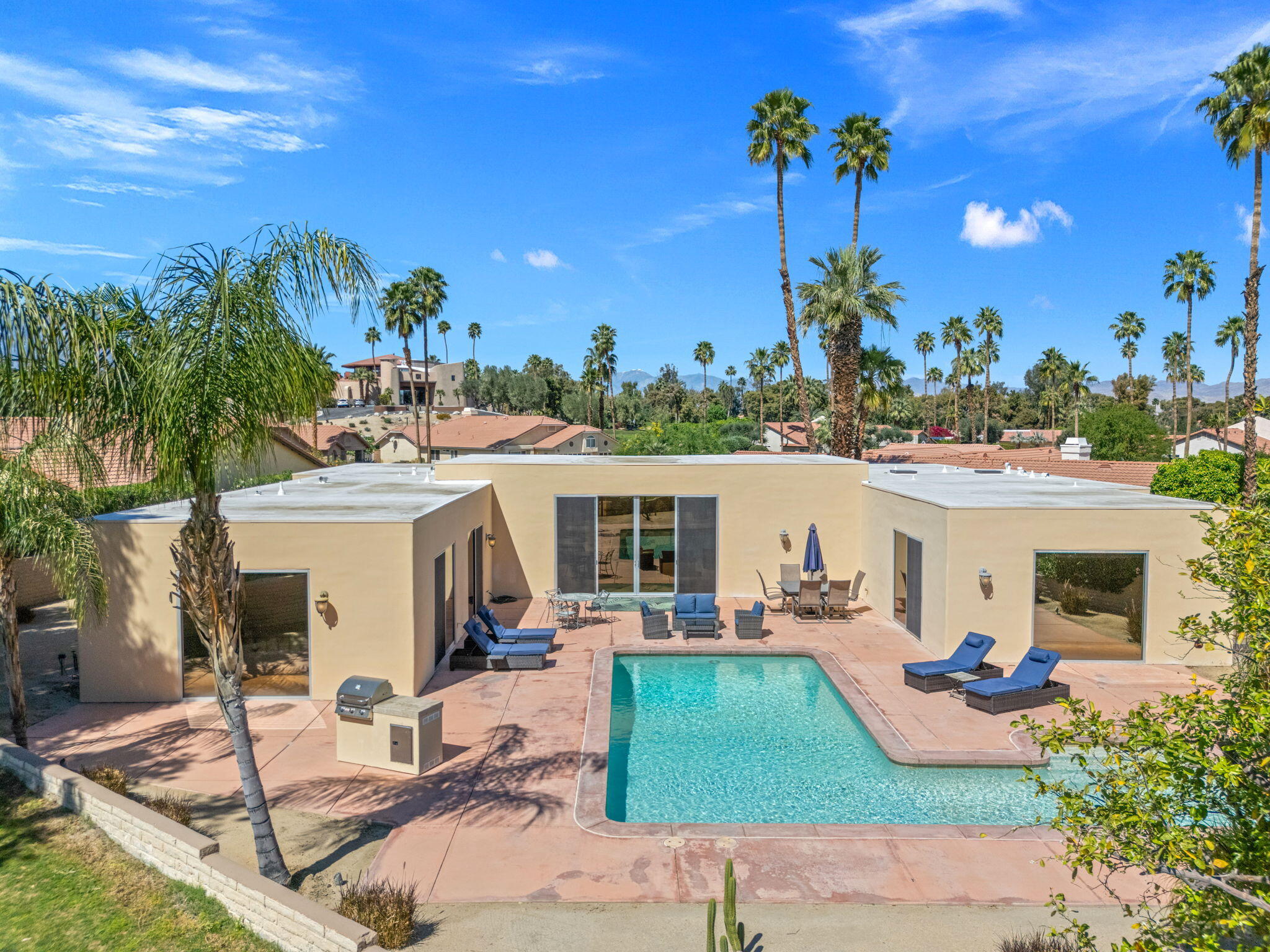 39080 Kilimanjaro Ct — photo
