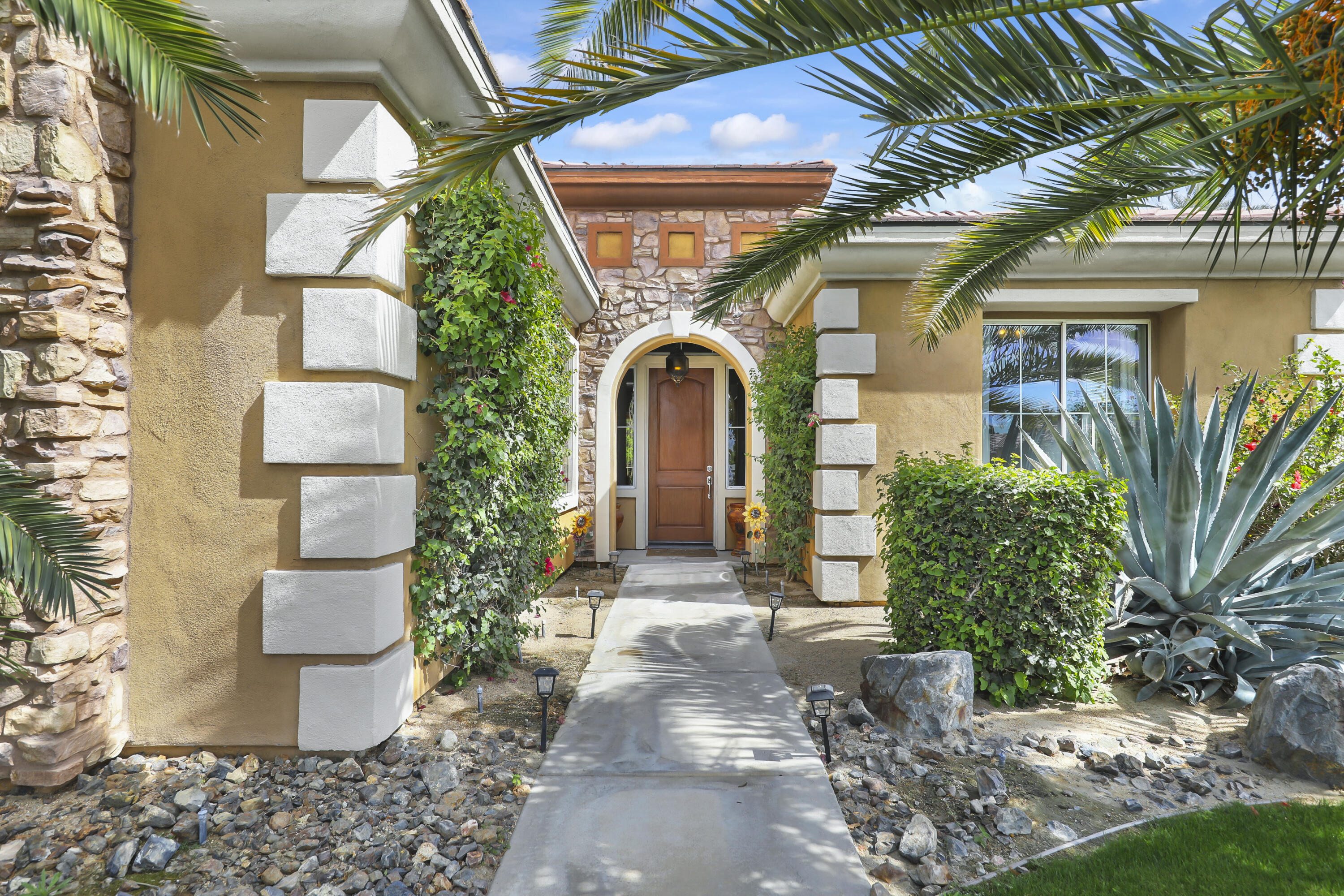 80710 Plum Ln — photo