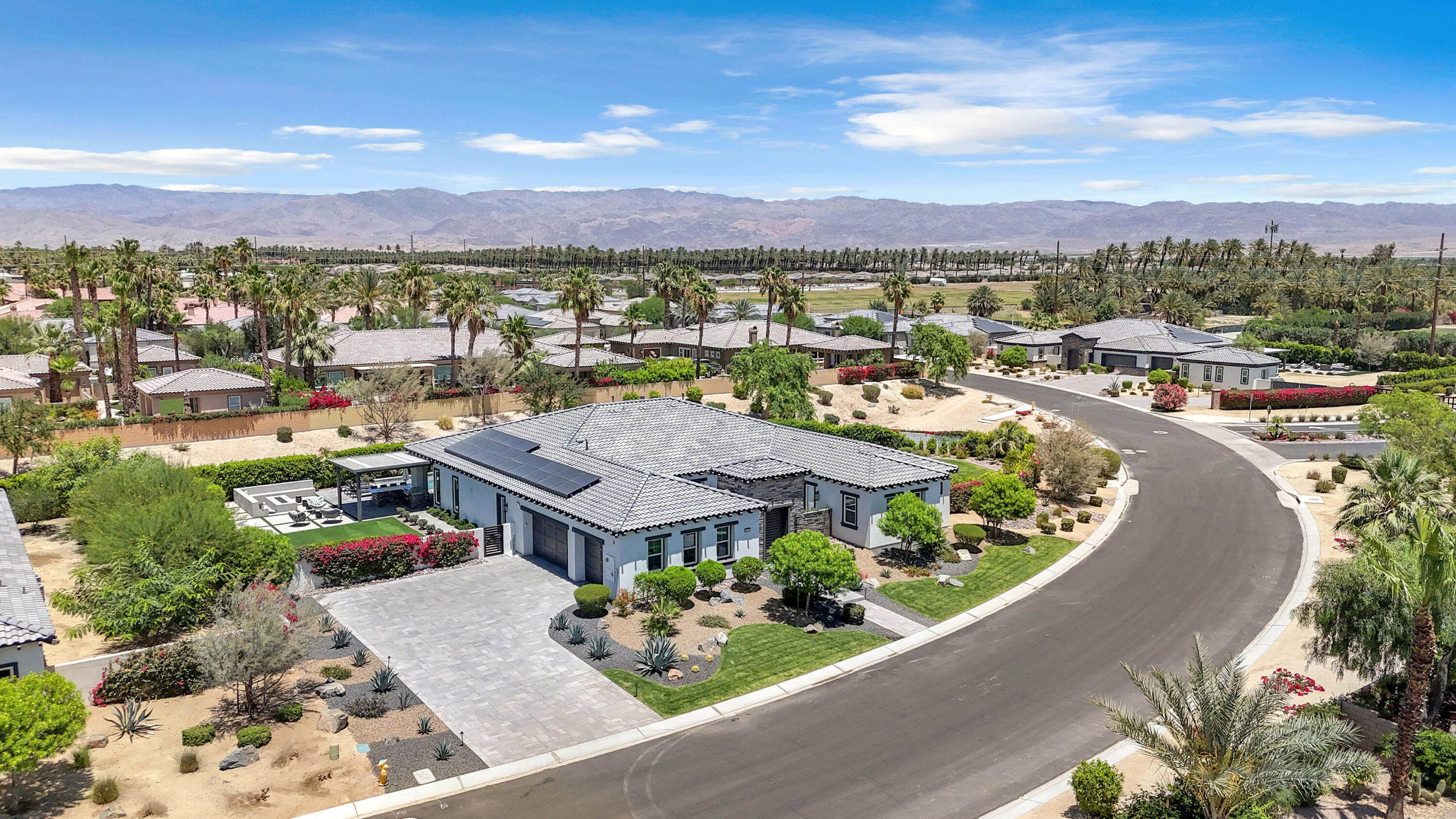 81910 Mountain Spur Dr — photo