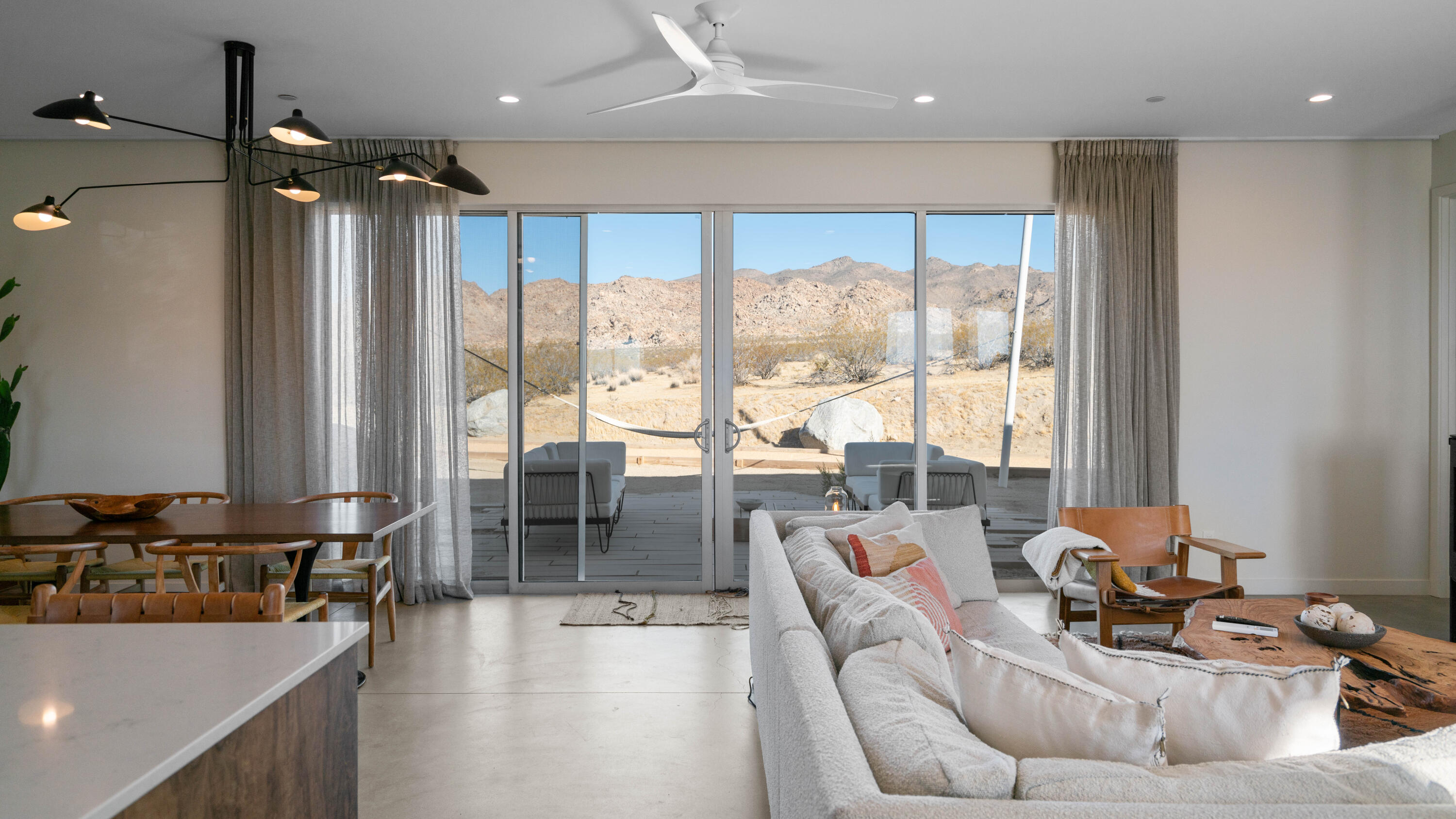 7245 Sunview Rd, Joshua Tree, CA 92252