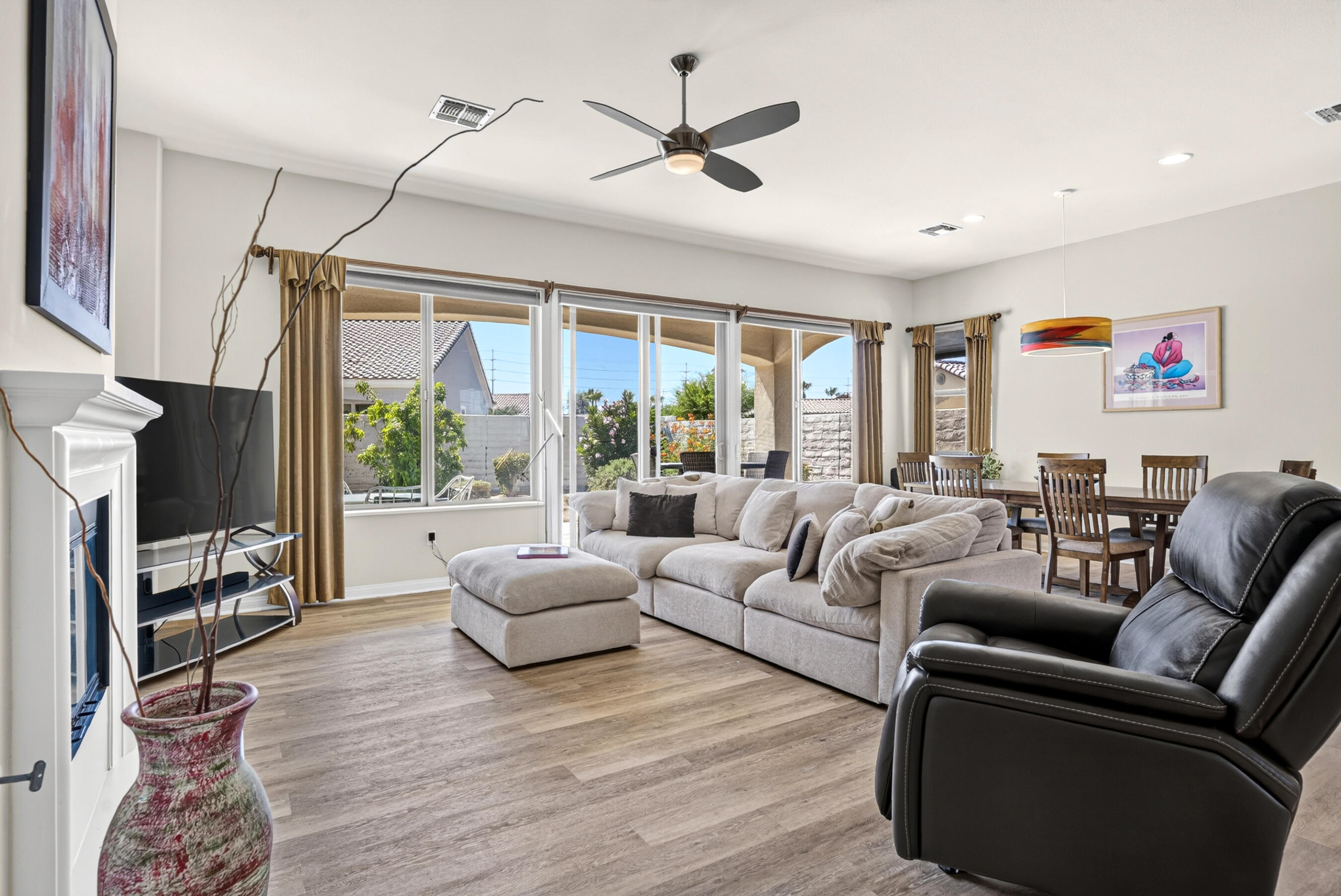 40407 Corte Santa Susana — photo