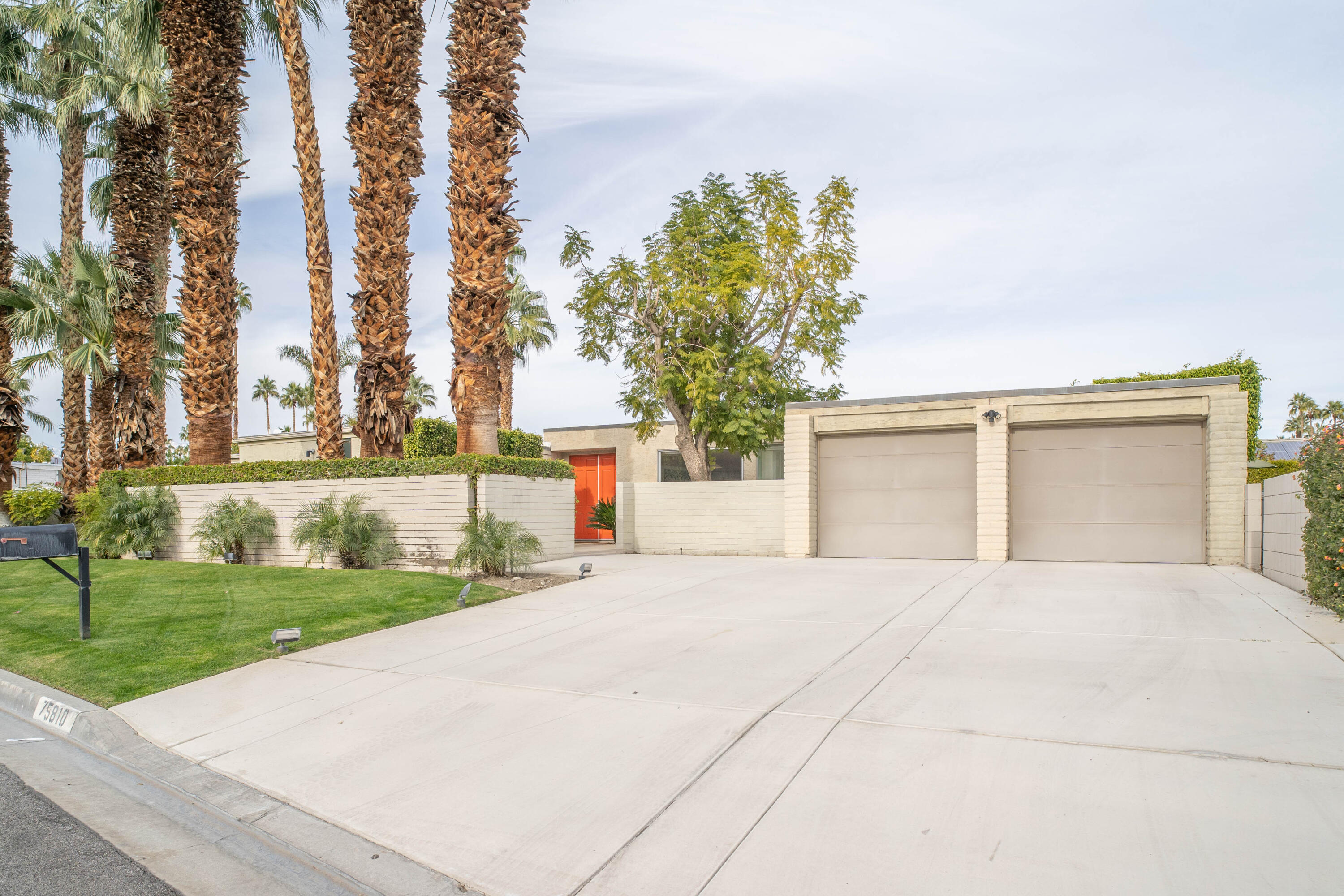 75810 Altamira Dr — photo