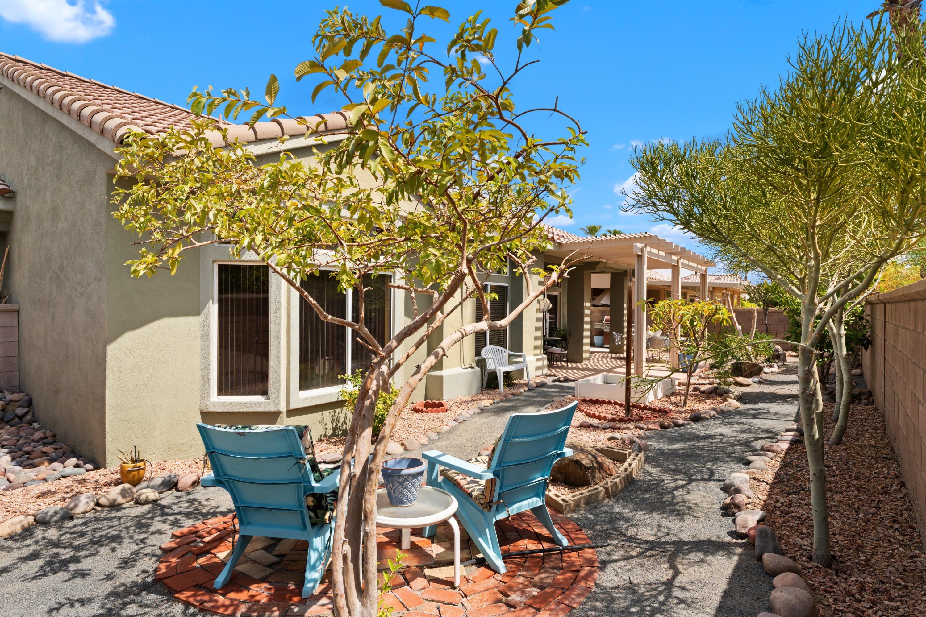 38563 Bent Palm Dr — photo
