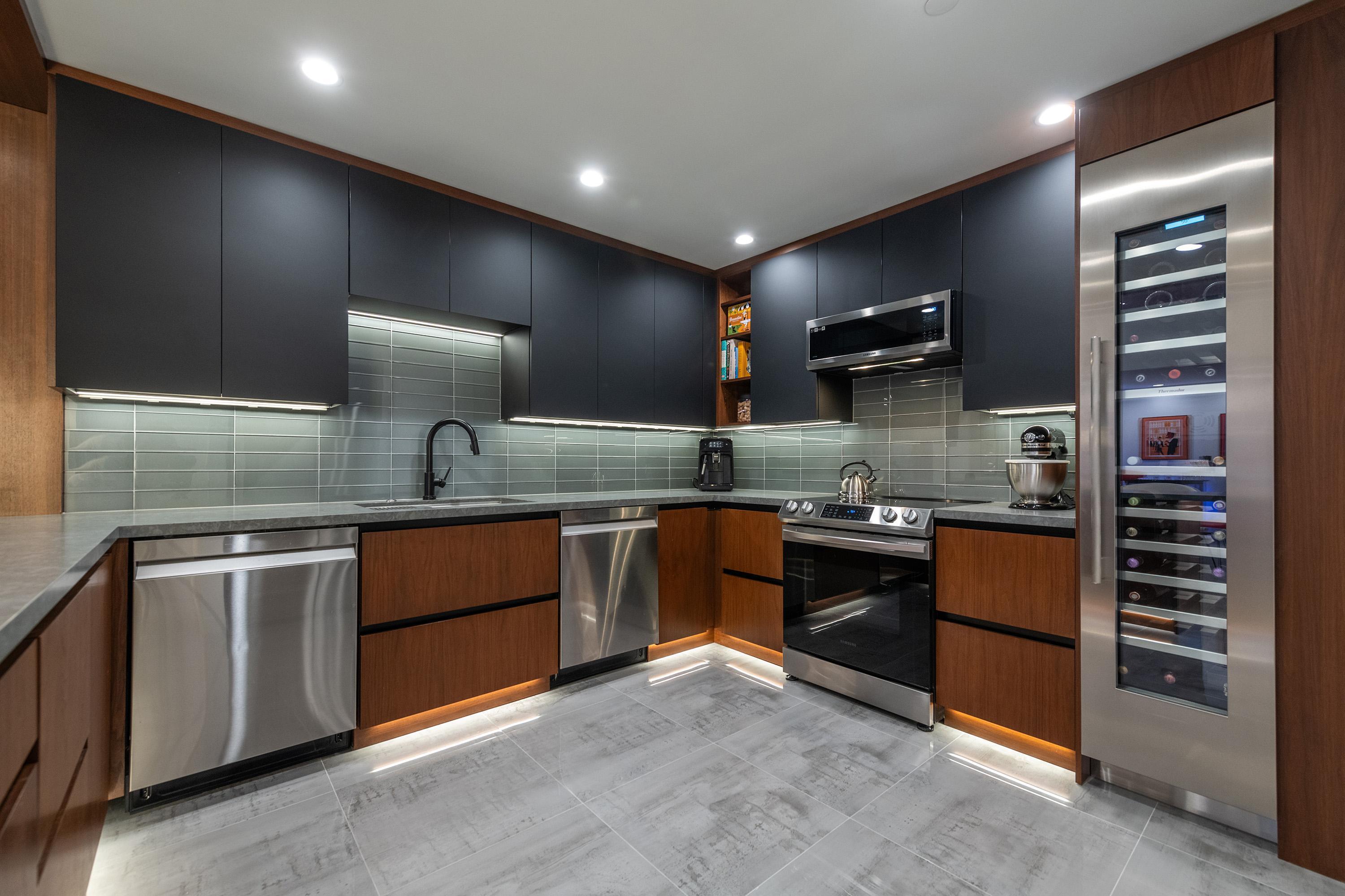 500 E Amado Rd Unit 223 — photo