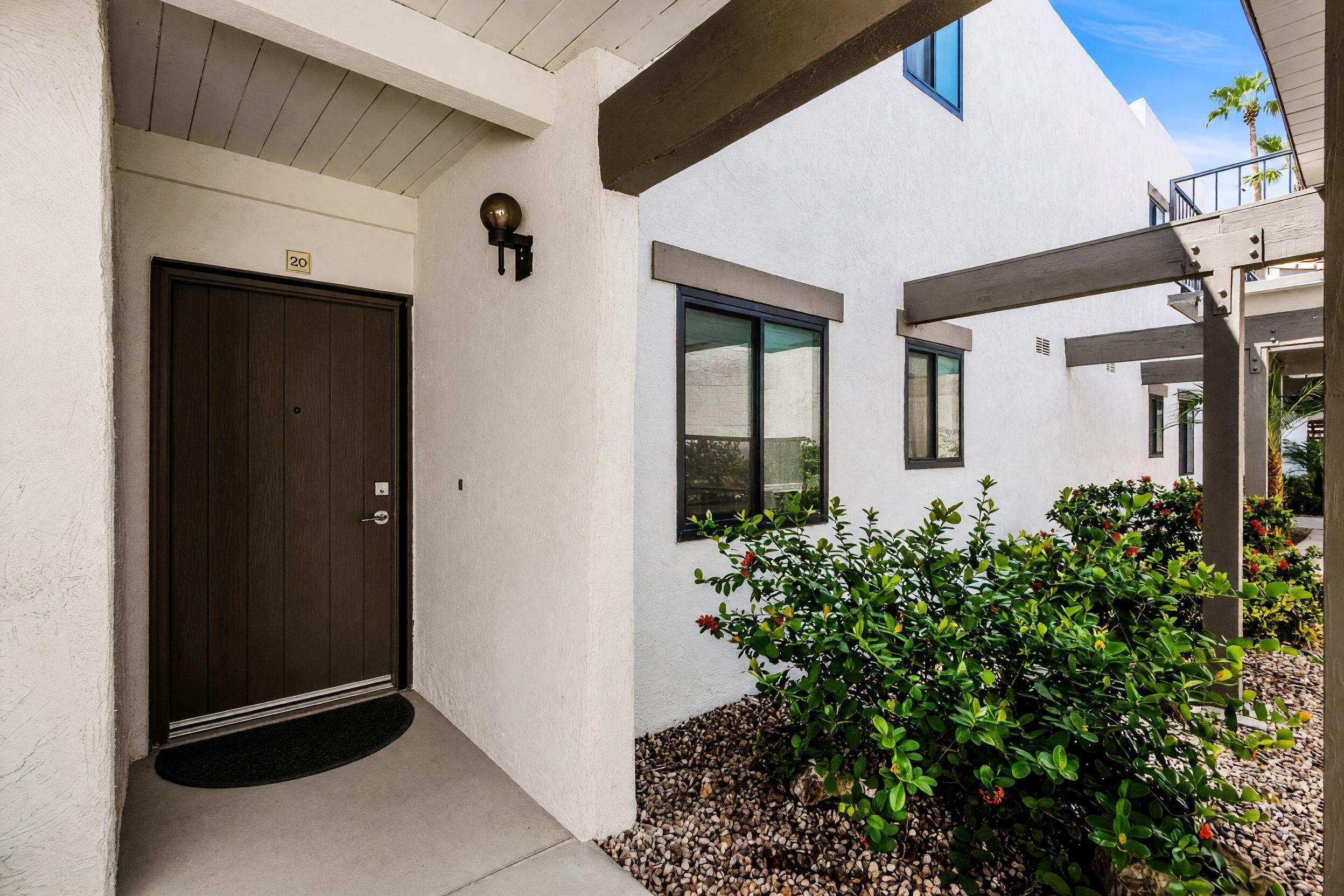 1050 E Ramon Rd #20, Palm Springs, CA 92264 — photo 2